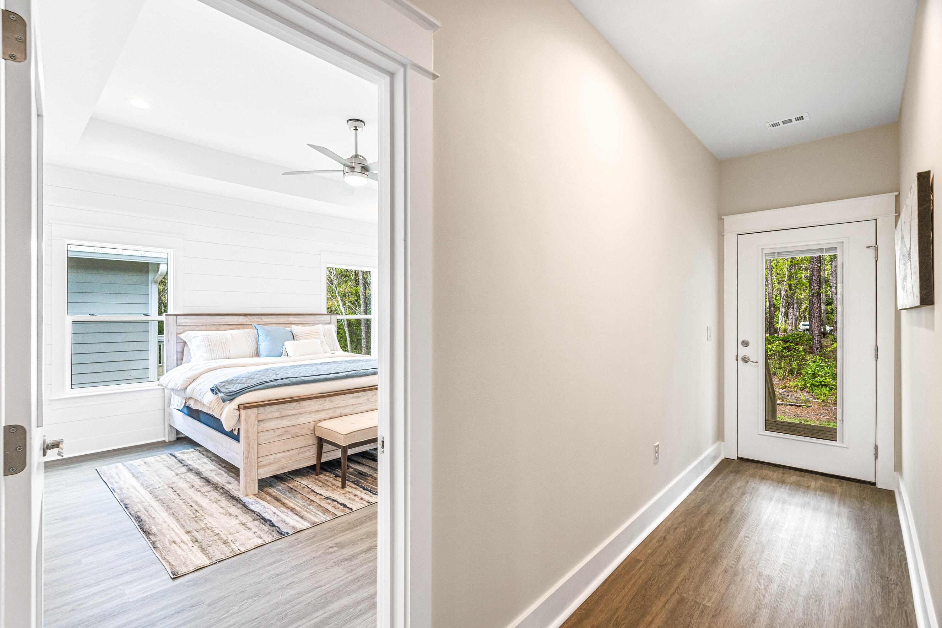 MAGNOLIA BEACH - Residential