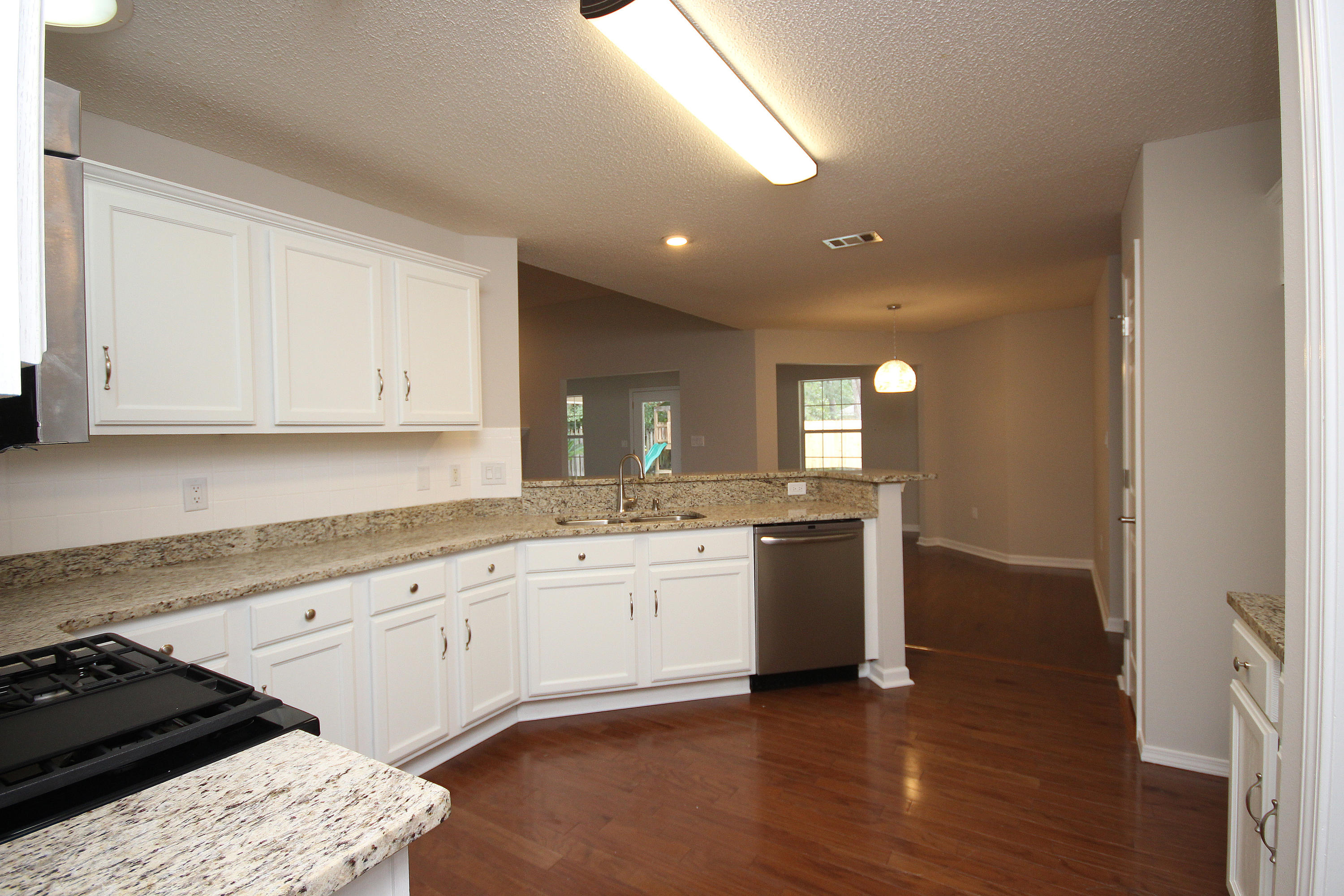 PARKWOOD ESTATES PH 7 - Residential