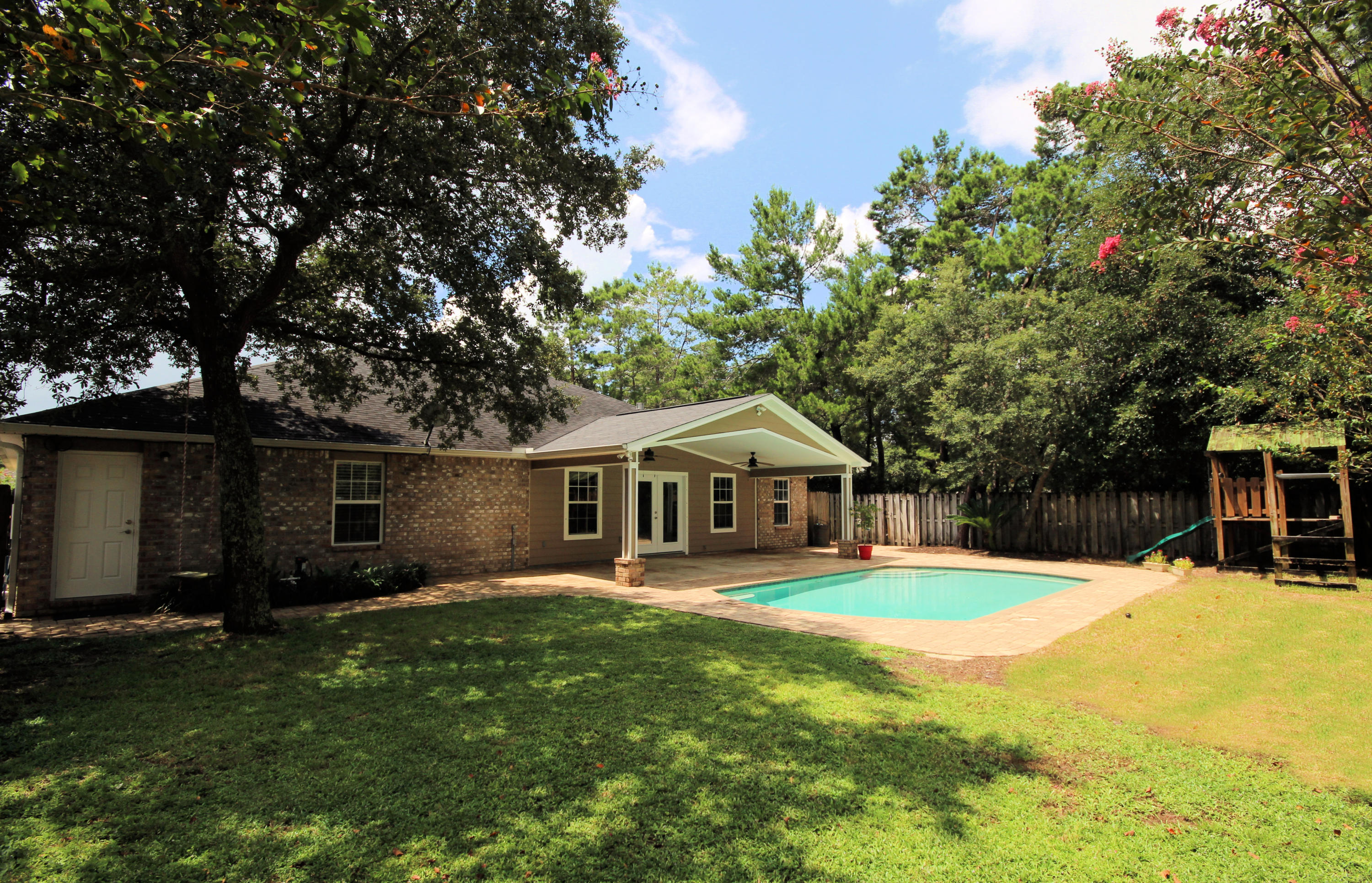 PARKWOOD ESTATES PH 7 - Residential