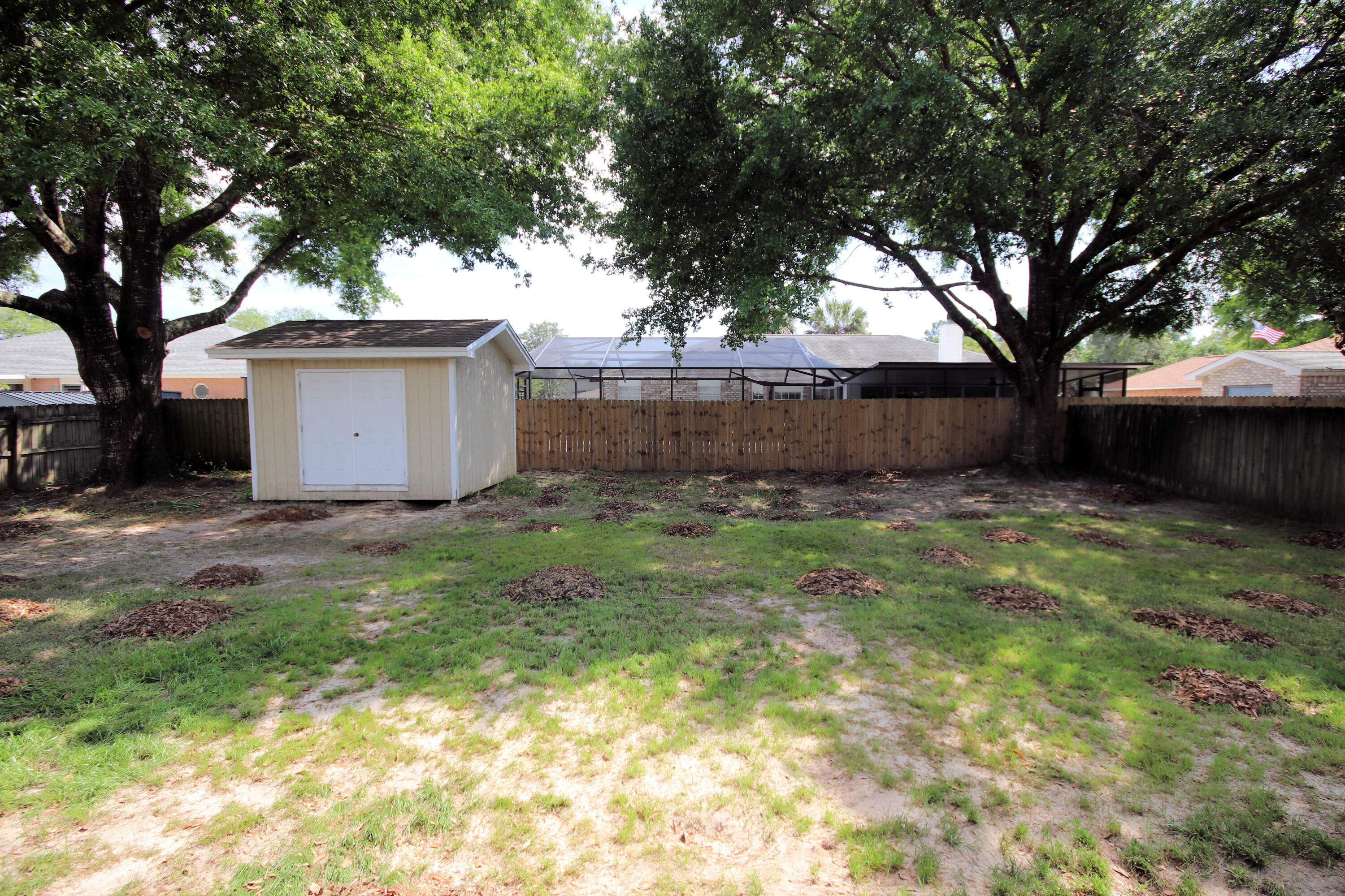 SHADOW OAK S/D - Residential Lease