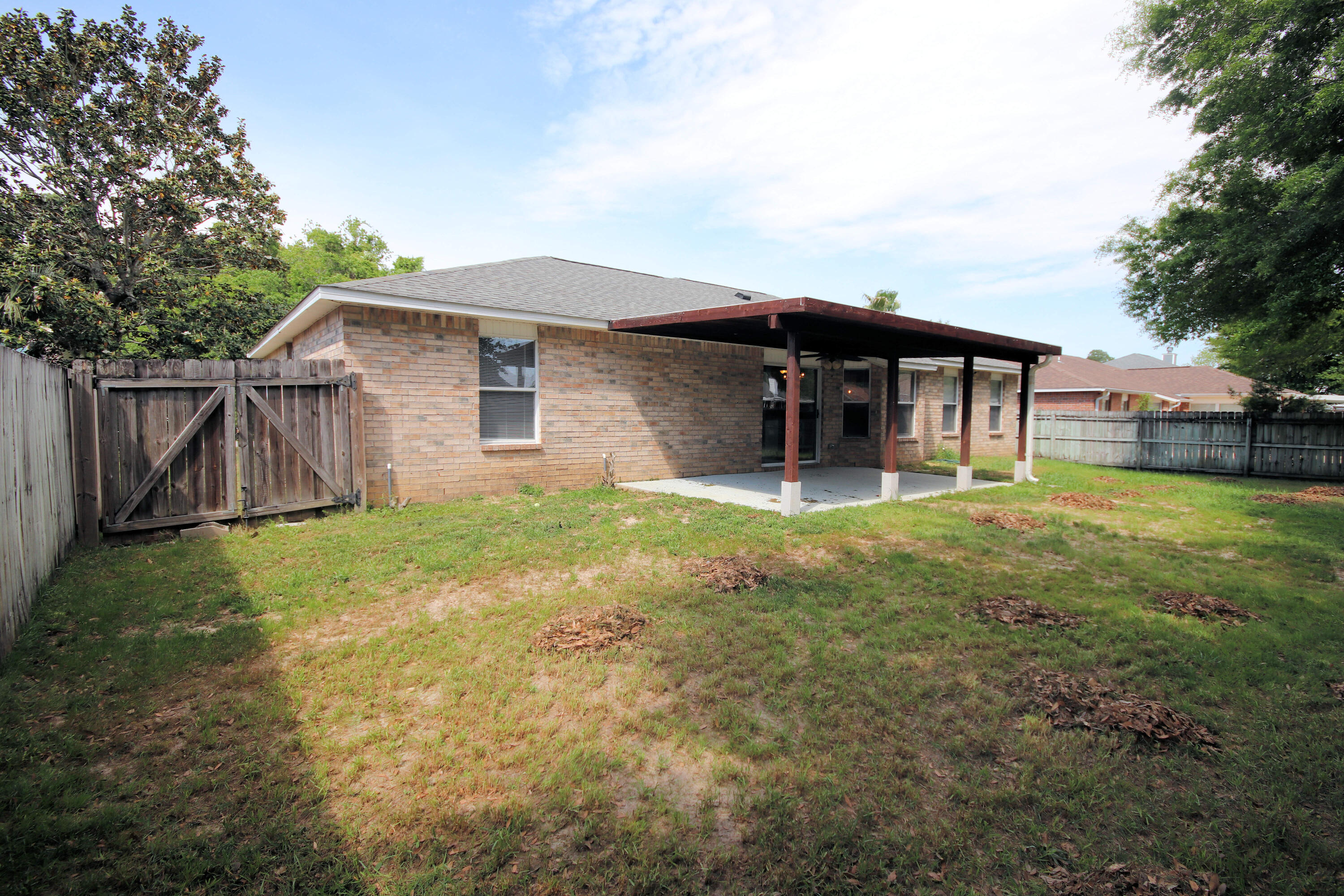 SHADOW OAK S/D - Residential Lease