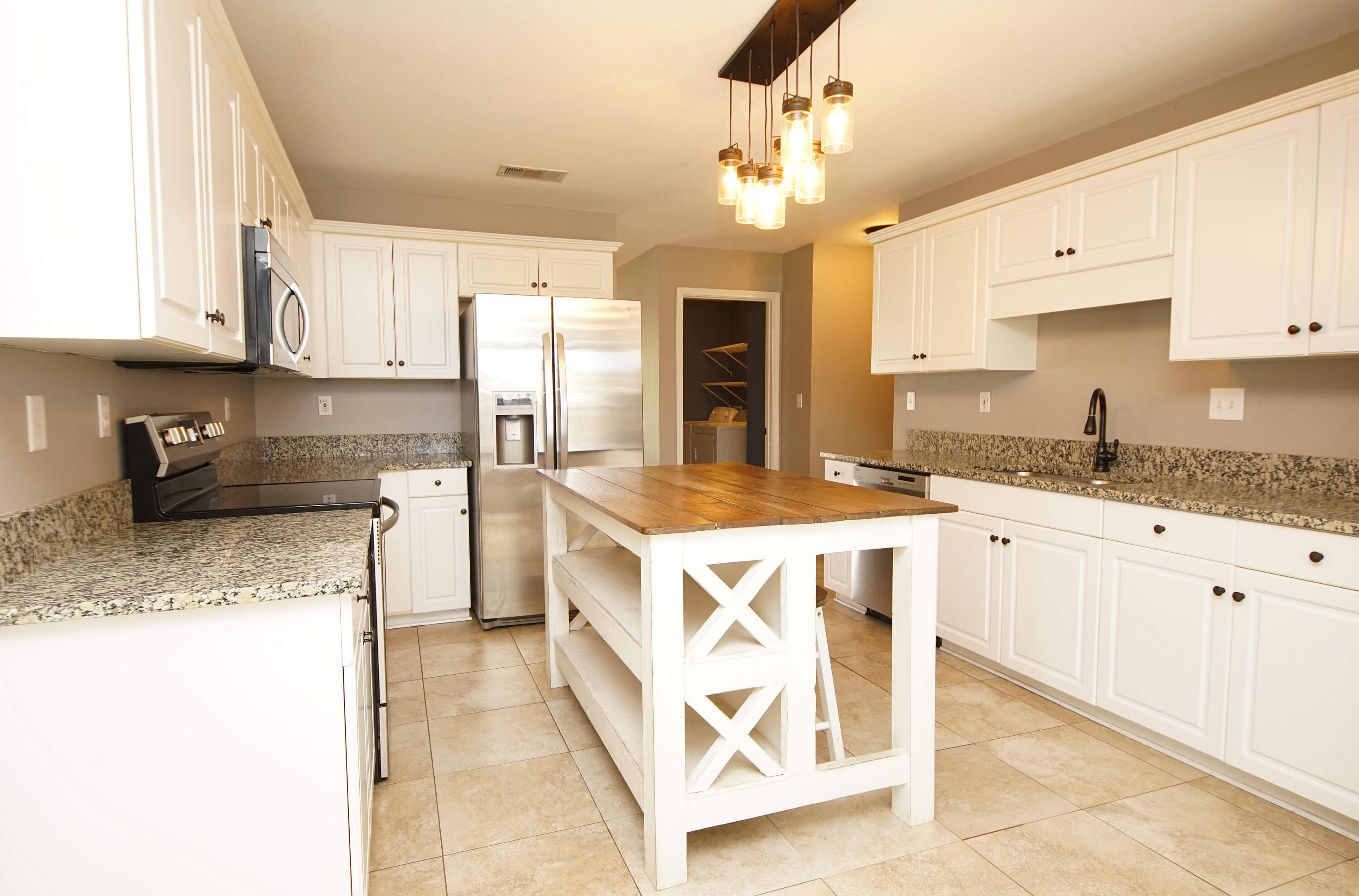 SHADOW OAK S/D - Residential Lease