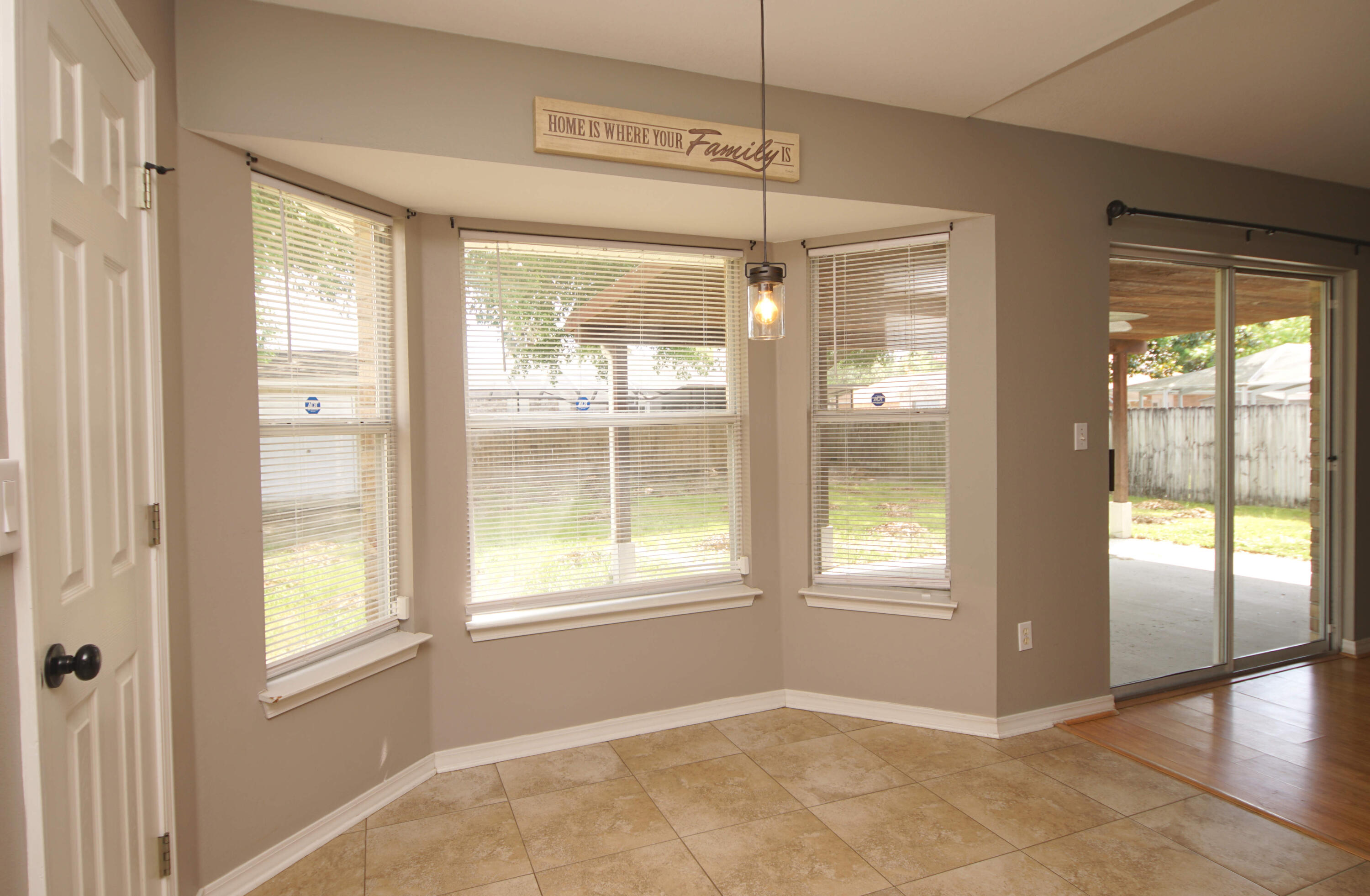 SHADOW OAK S/D - Residential Lease