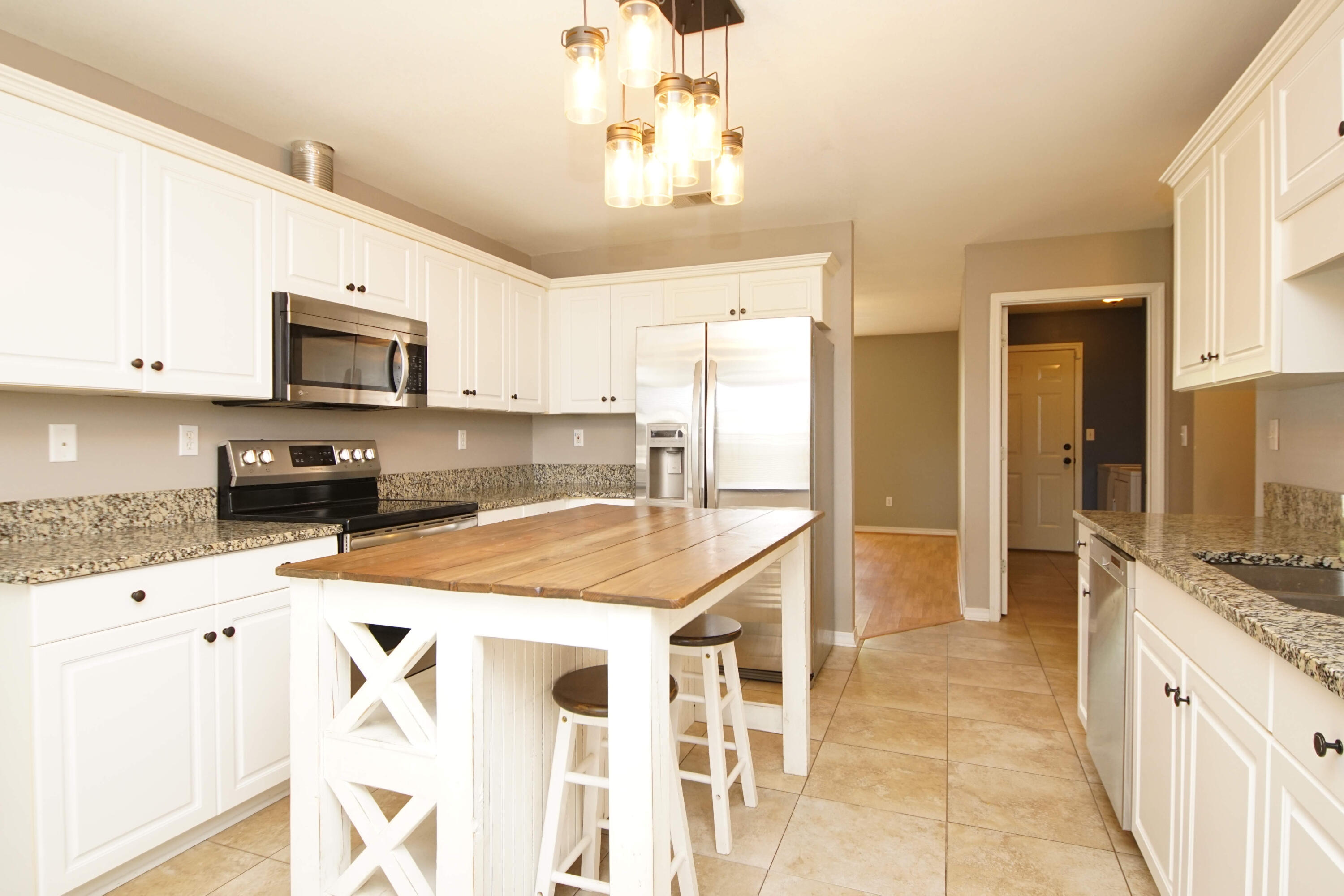 SHADOW OAK S/D - Residential Lease