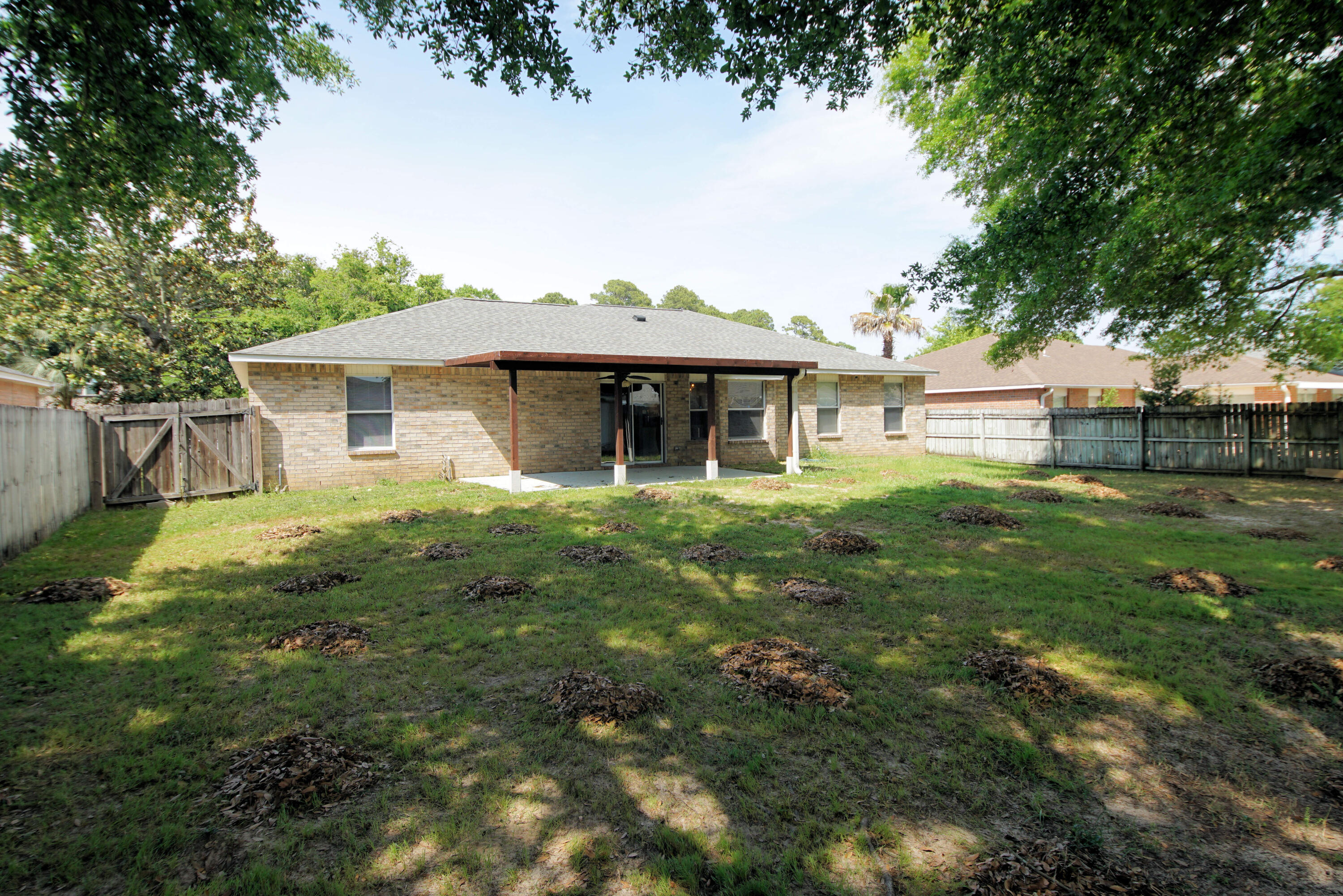 SHADOW OAK S/D - Residential Lease