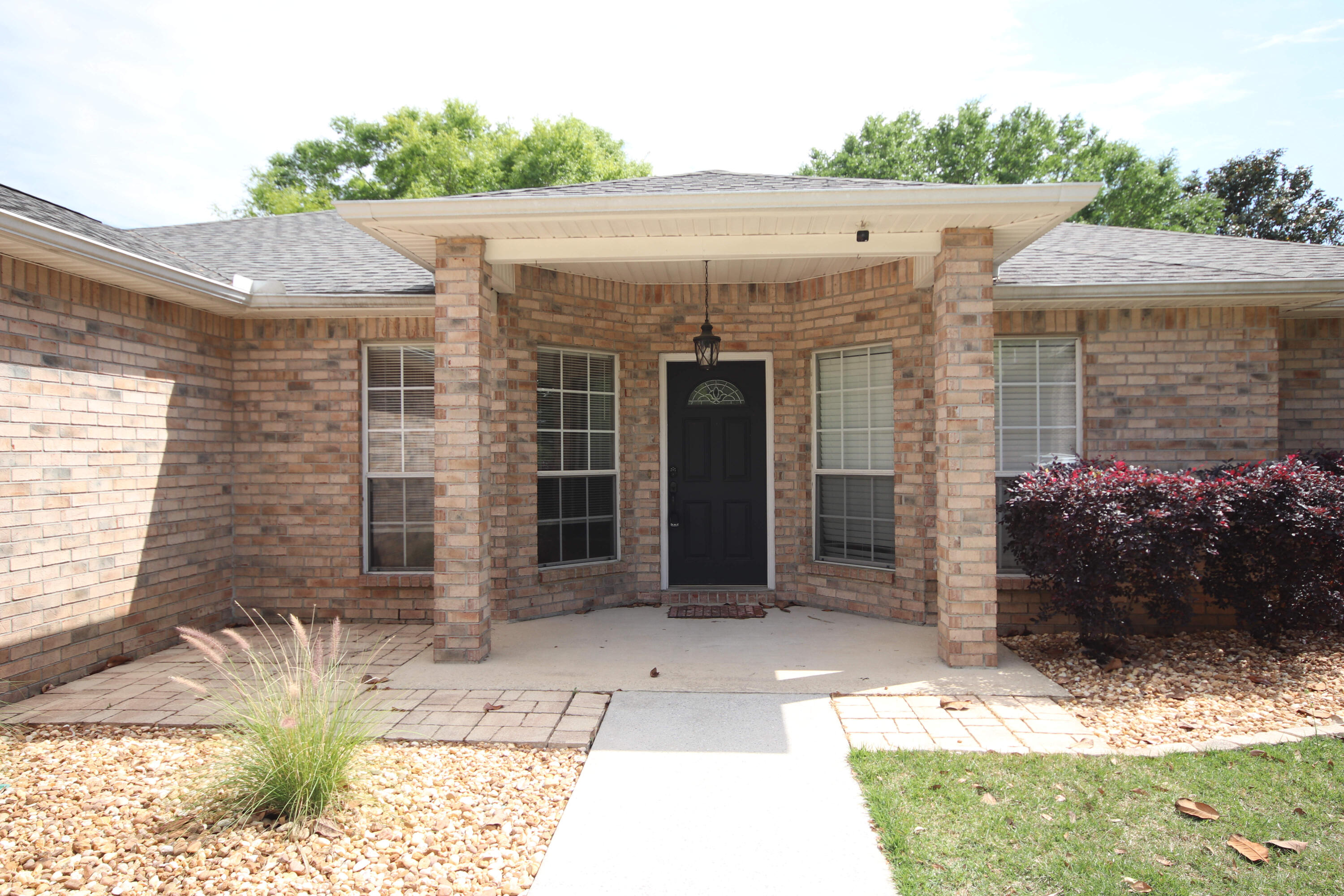 SHADOW OAK S/D - Residential Lease