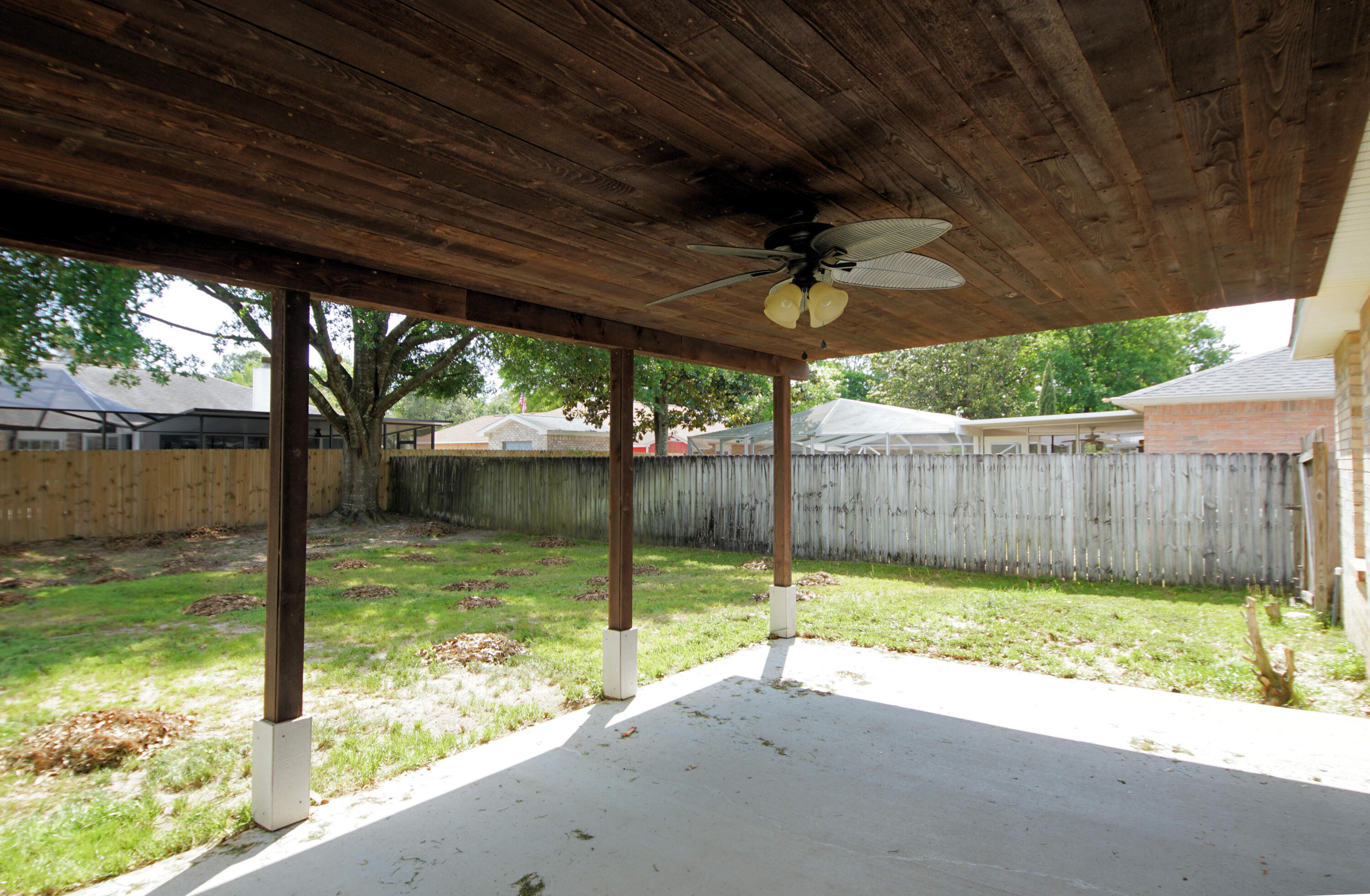 SHADOW OAK S/D - Residential Lease