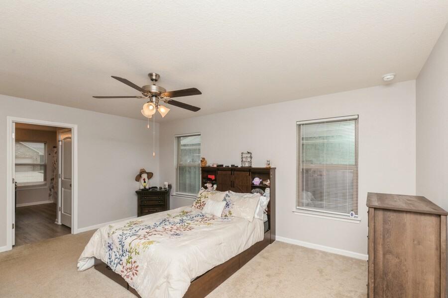 REDSTONE COMMONS - Residential Lease