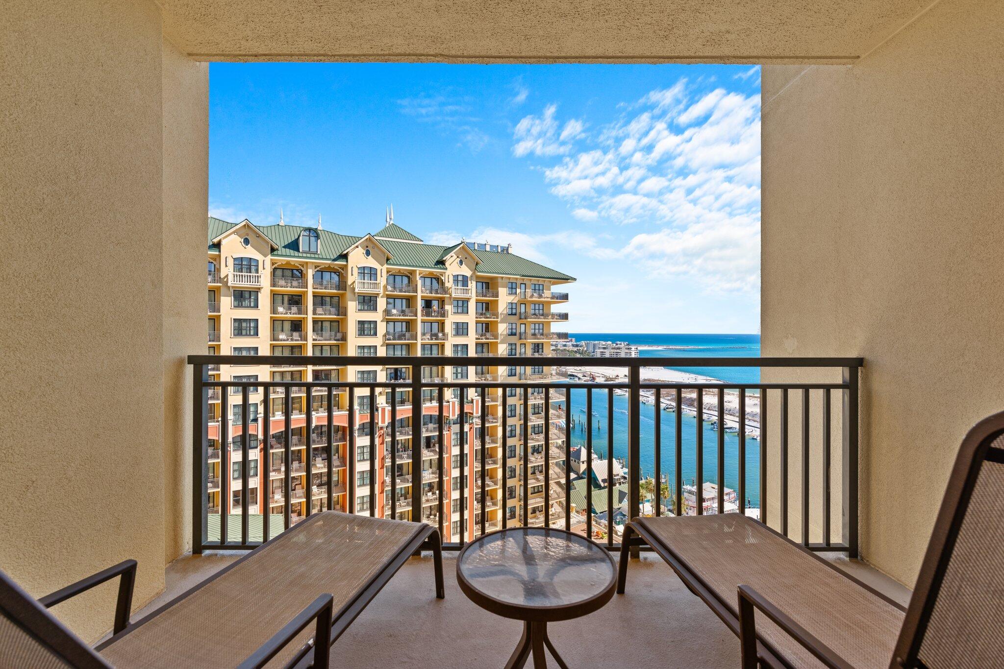 EMERALD GRANDE - Residential