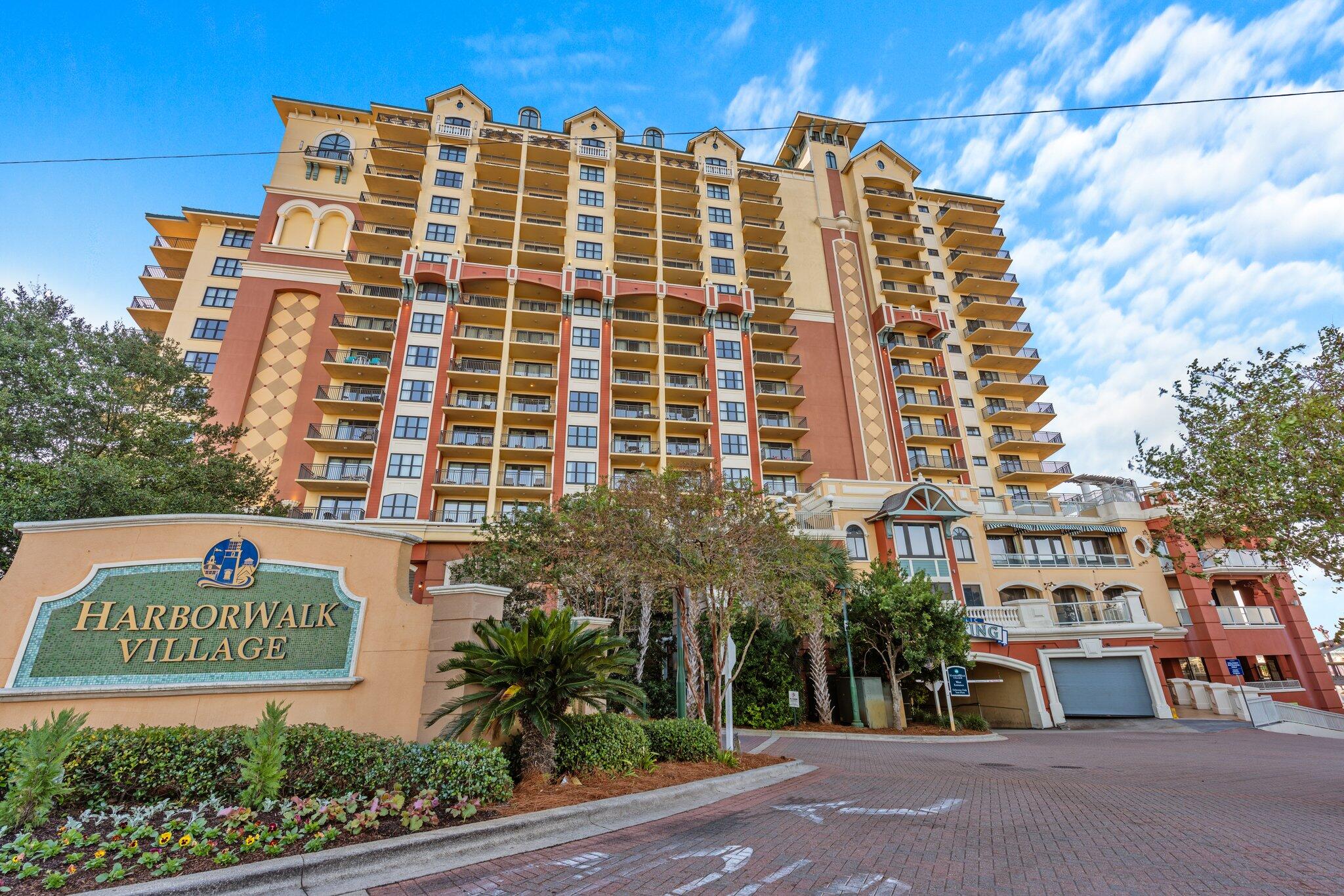 EMERALD GRANDE - Residential