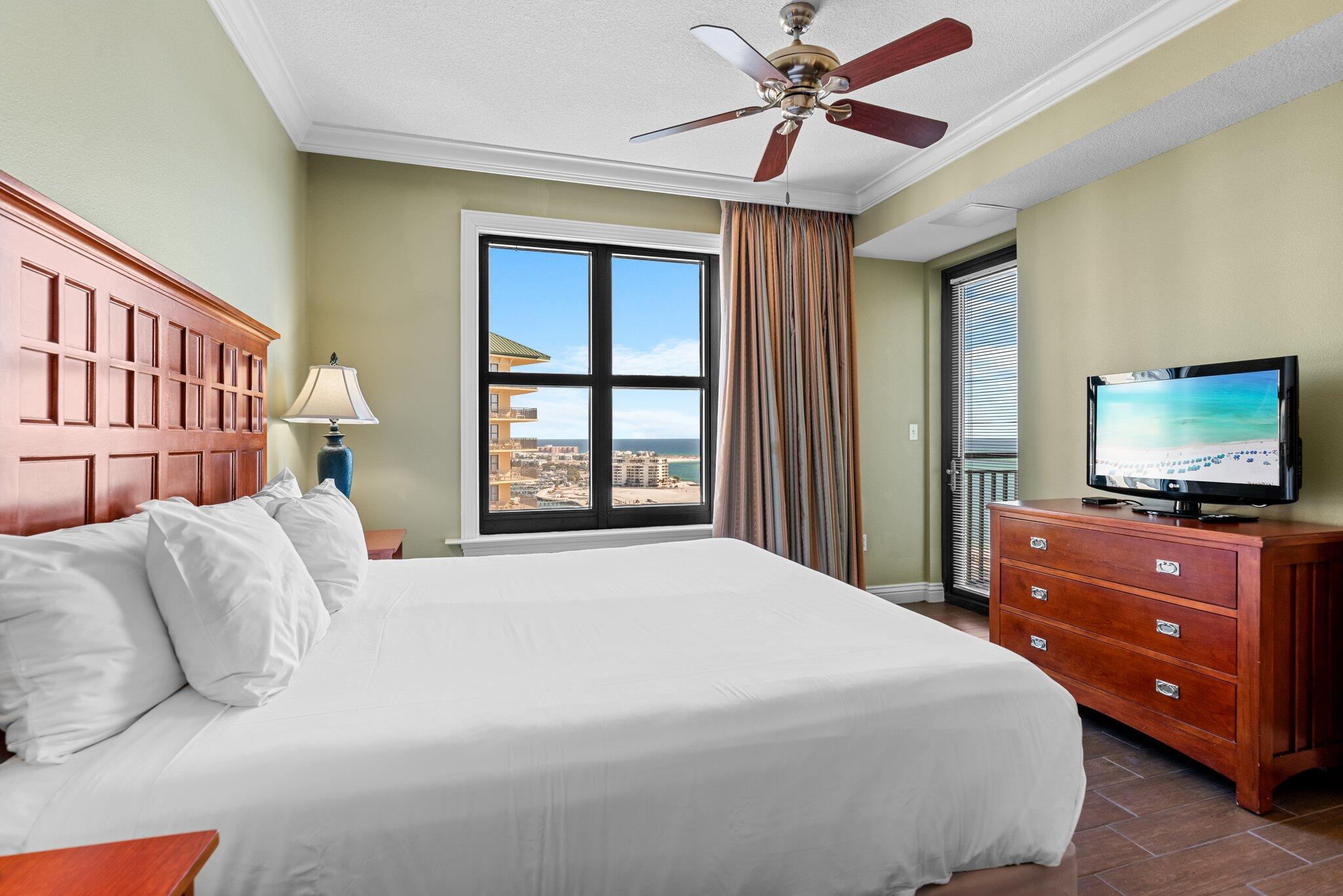 EMERALD GRANDE - Residential