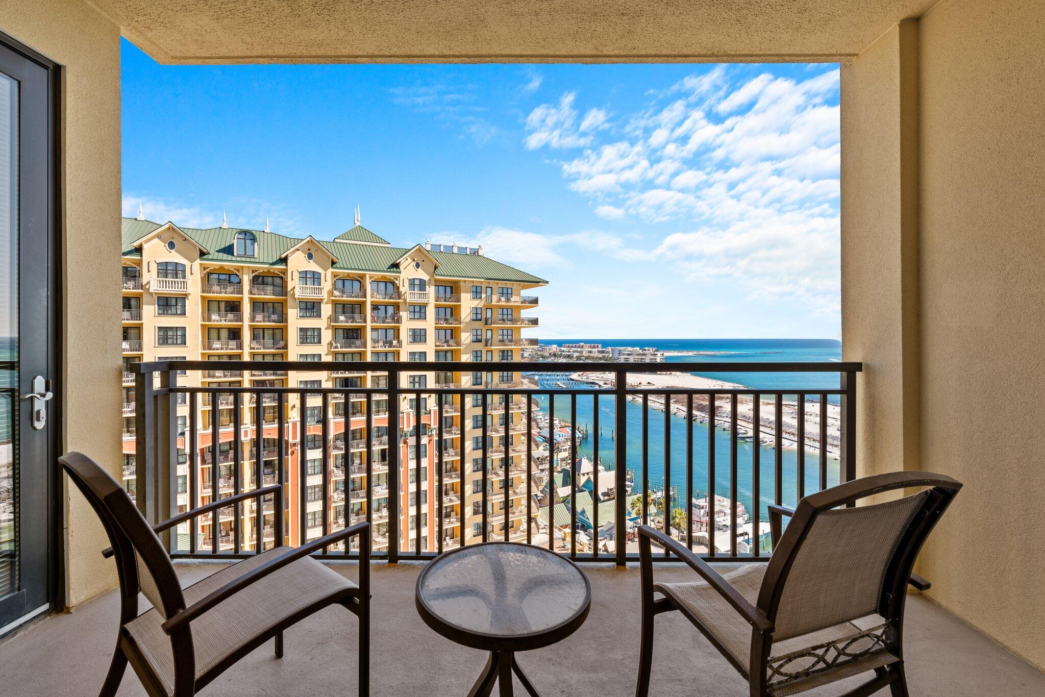 EMERALD GRANDE - Residential