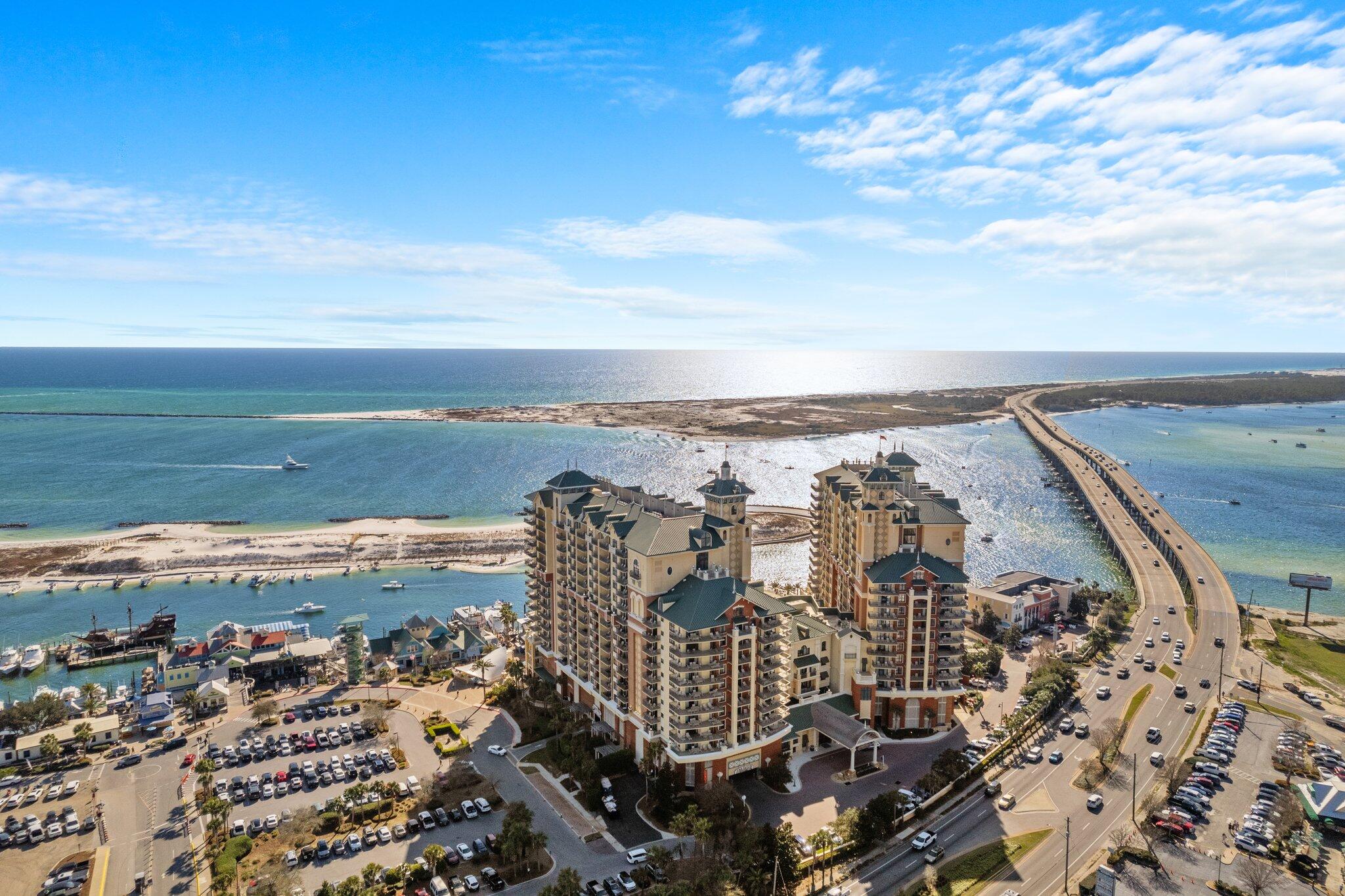 EMERALD GRANDE - Residential
