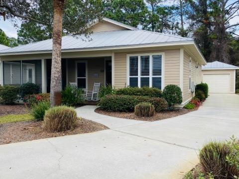 CRYSTAL LAKE II AT SANDESTIN - Residential