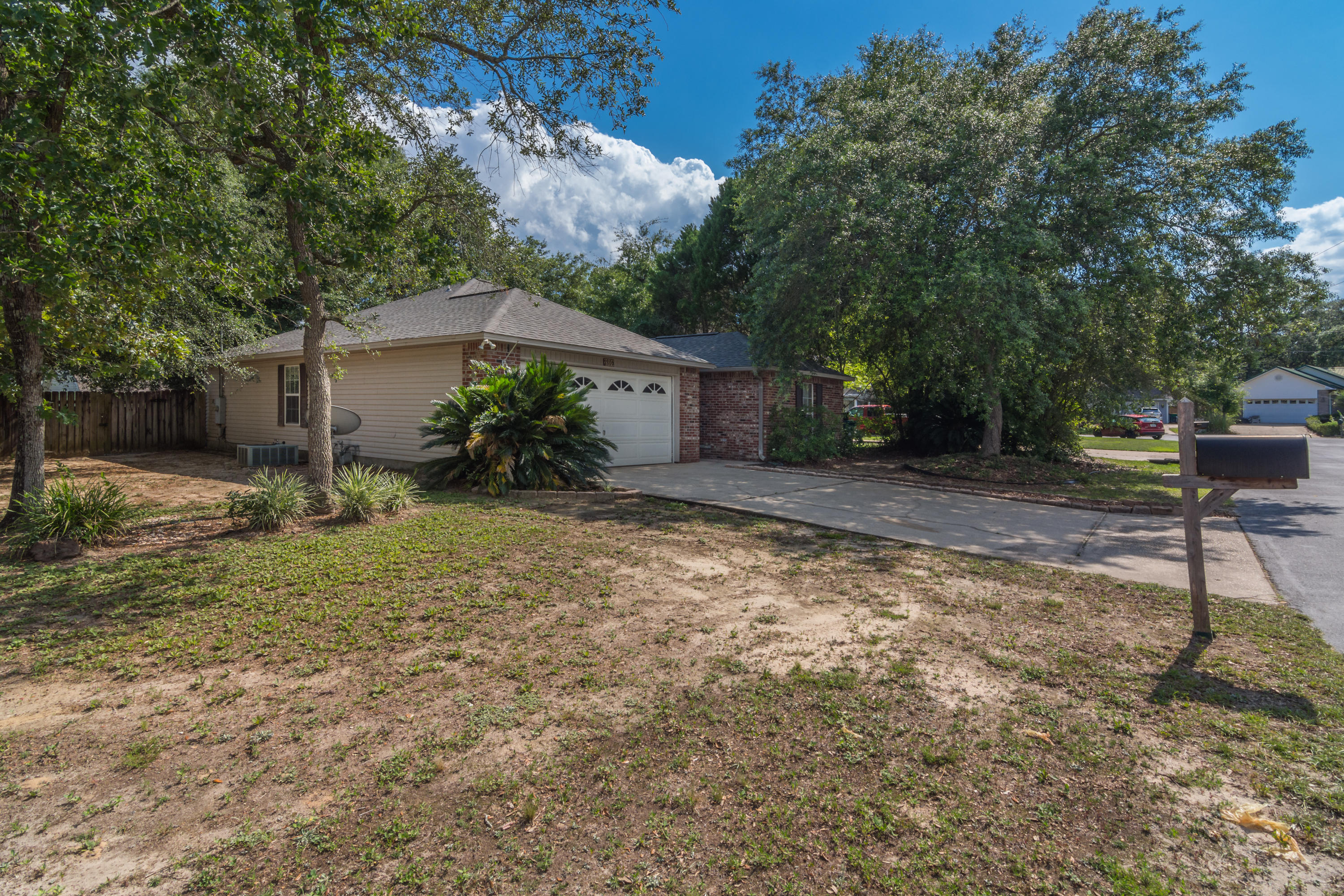 PINNACLE POINT - Residential