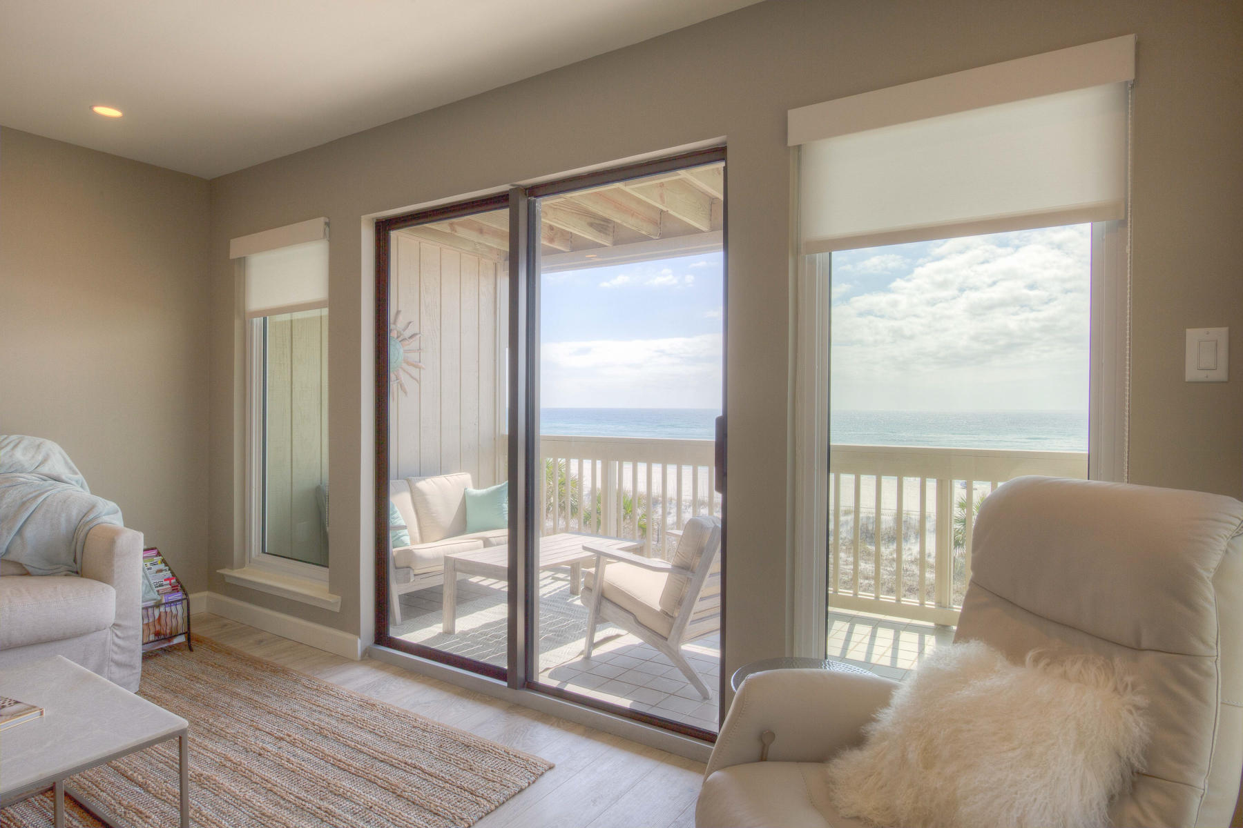 RAMSGATE HARBOUR PH 3 CONDO - Residential