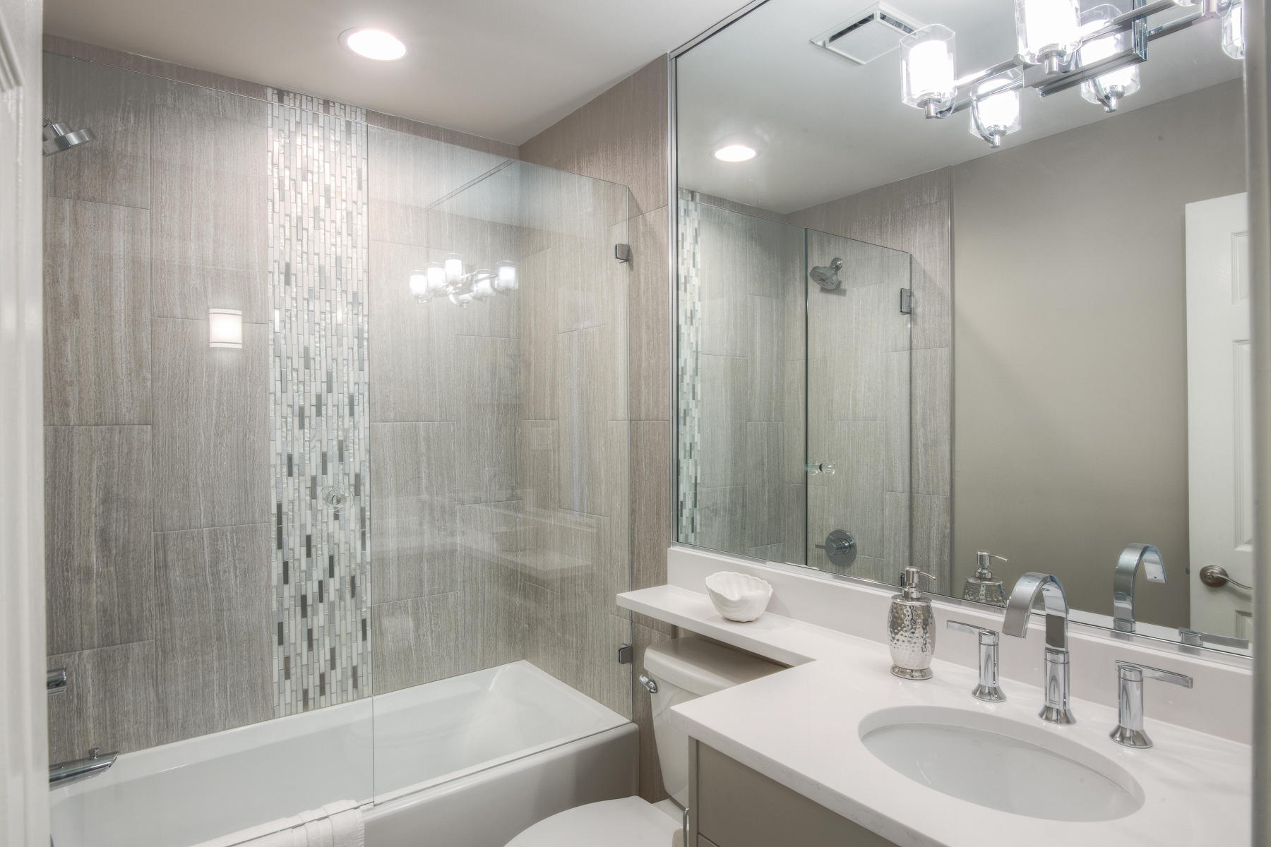 RAMSGATE HARBOUR PH 3 CONDO - Residential