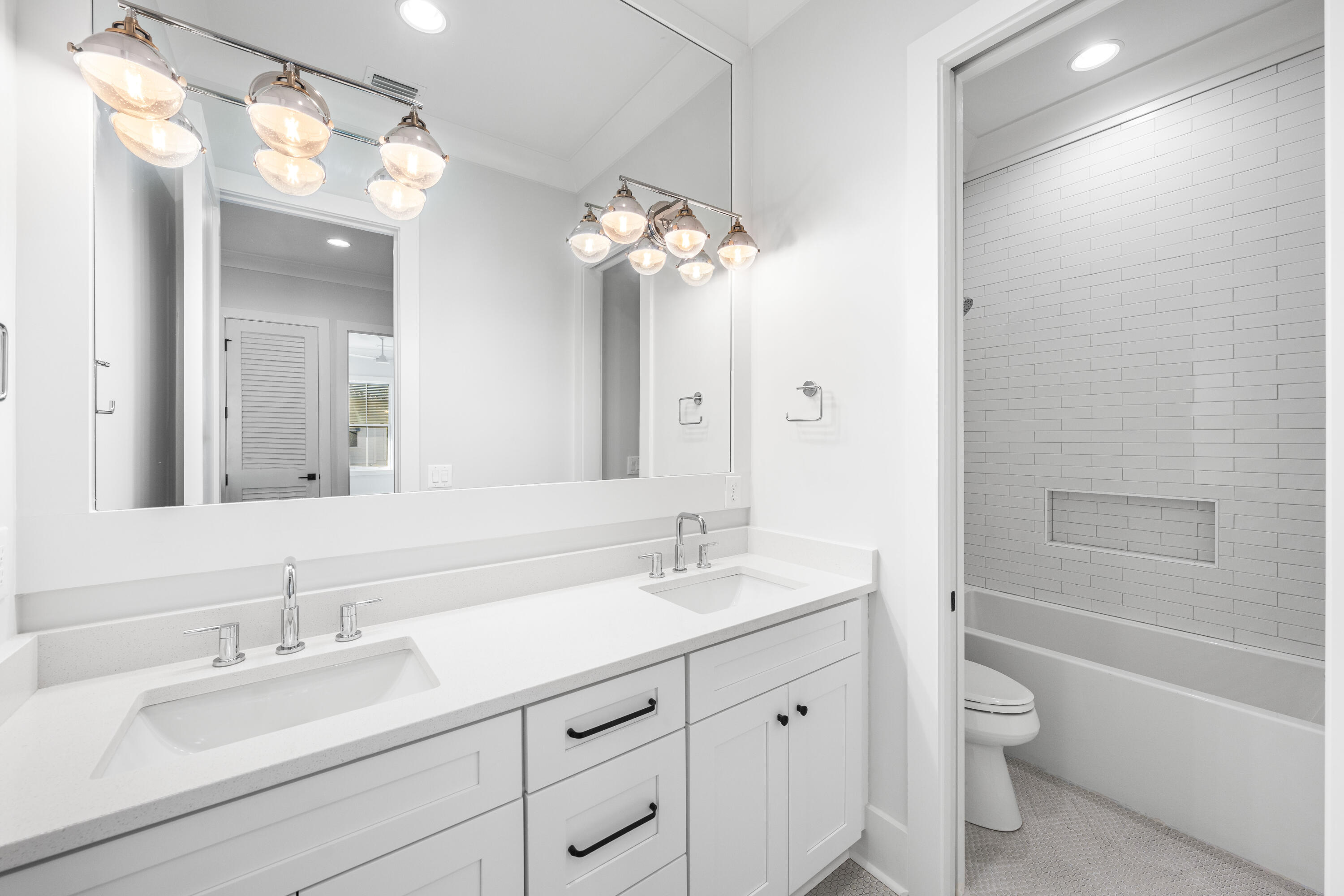 Century 393 - Residential Lease