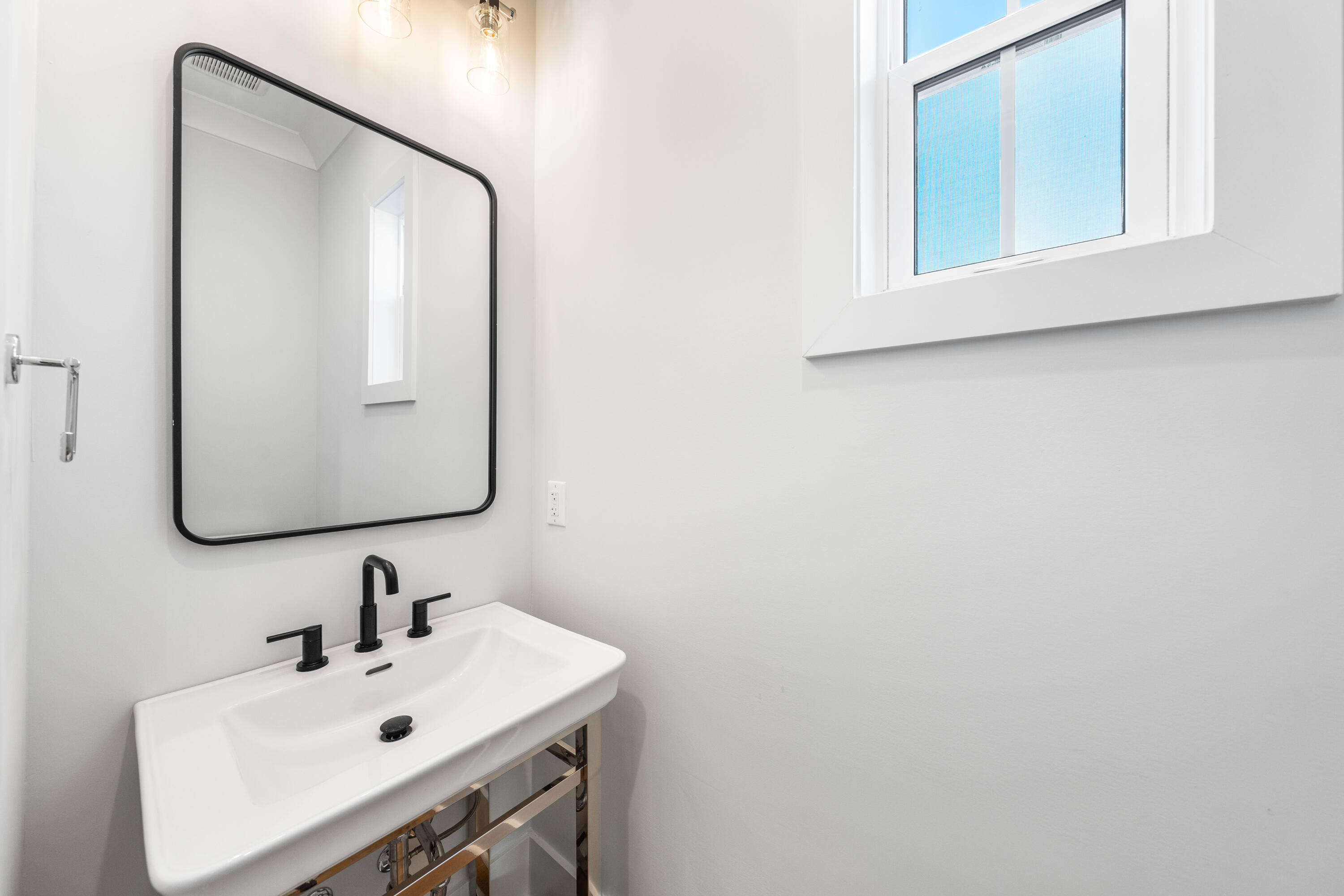 Century 393 - Residential Lease