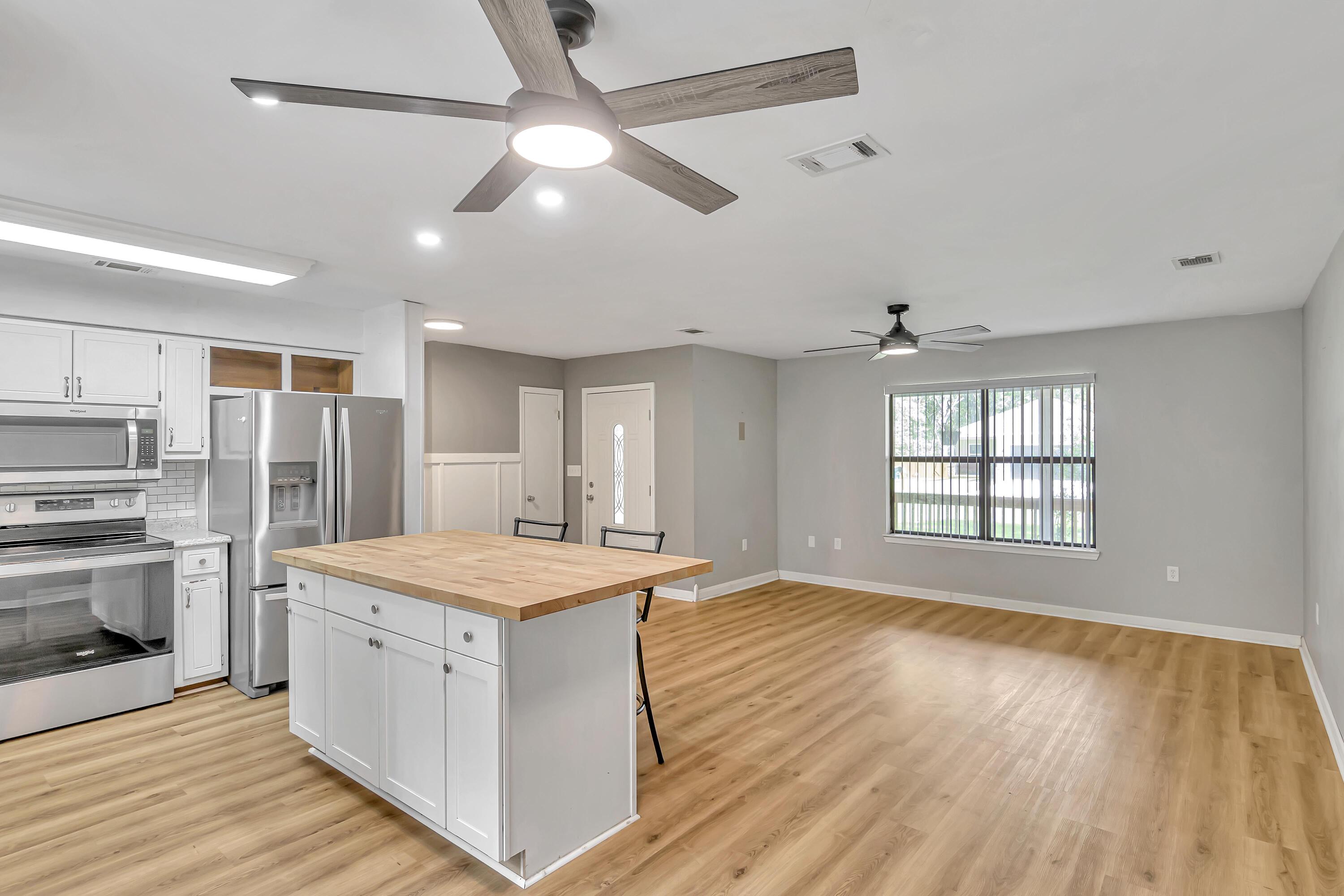 GARDEN CITY - Residential