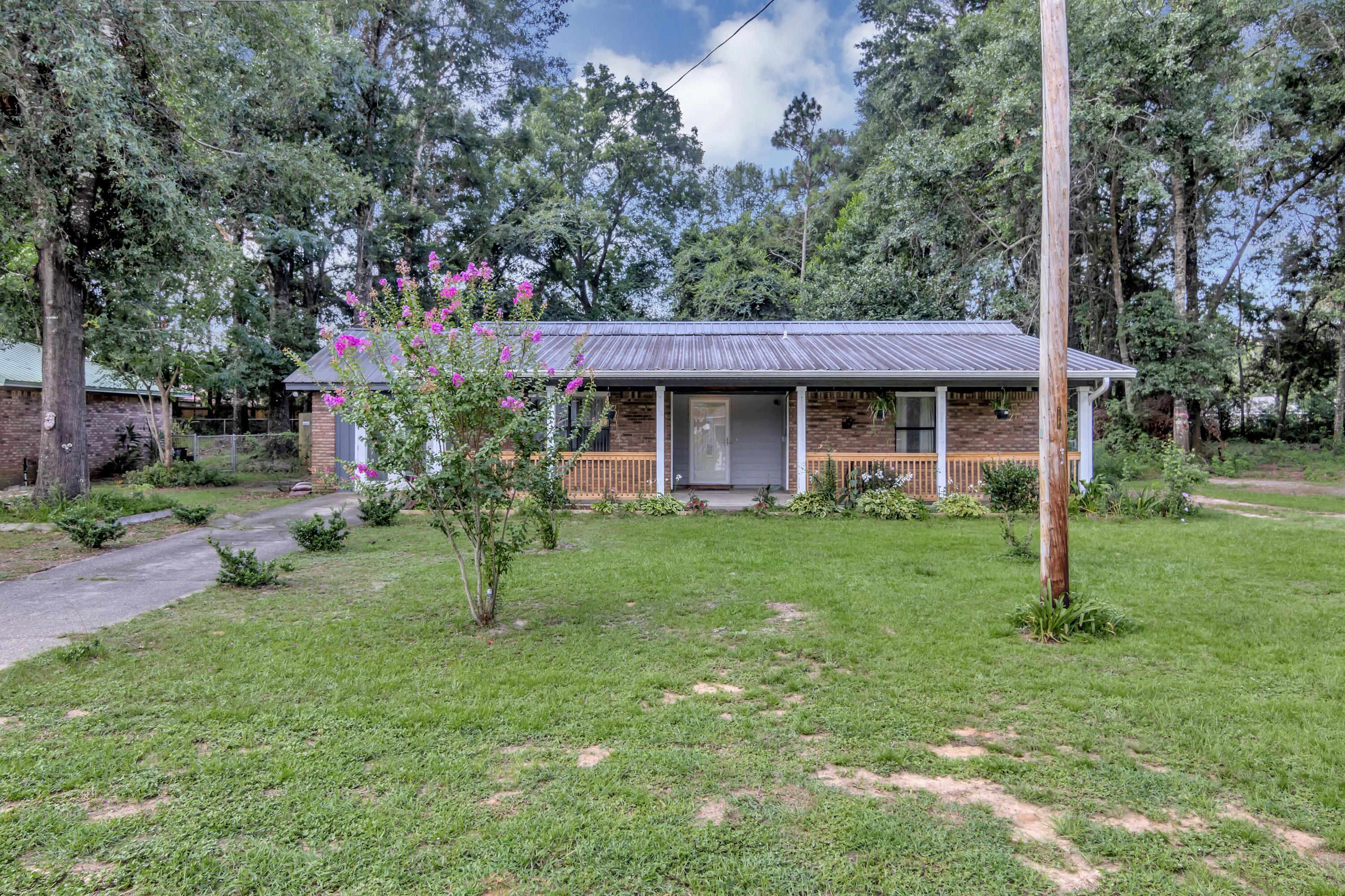 GARDEN CITY - Residential