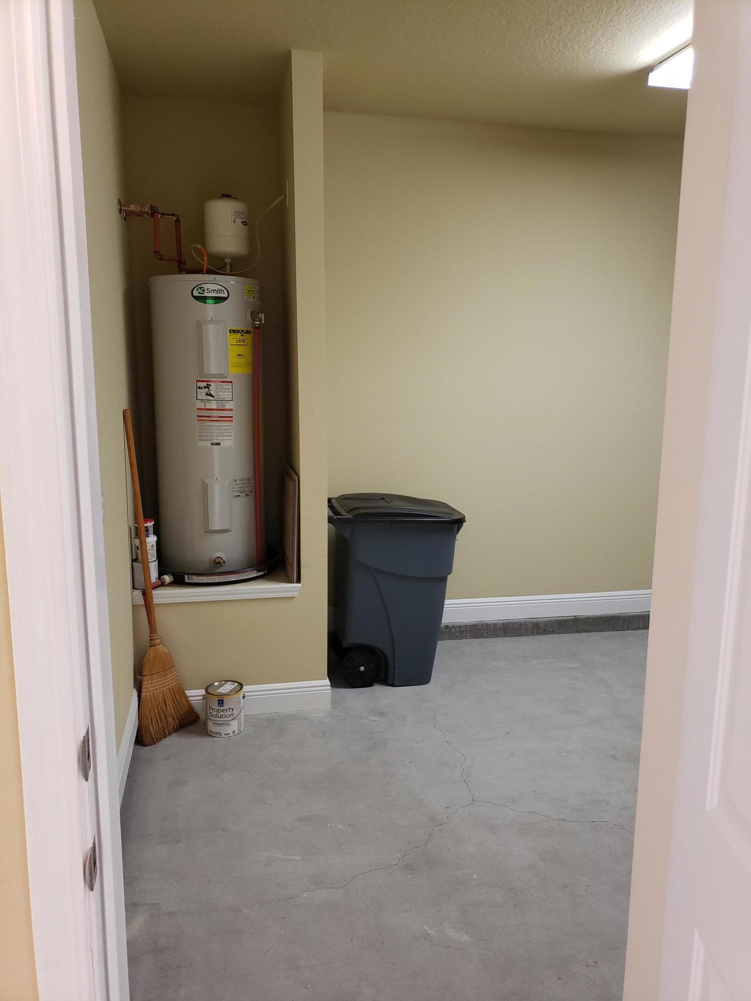 WATER OAKS T/H - Residential