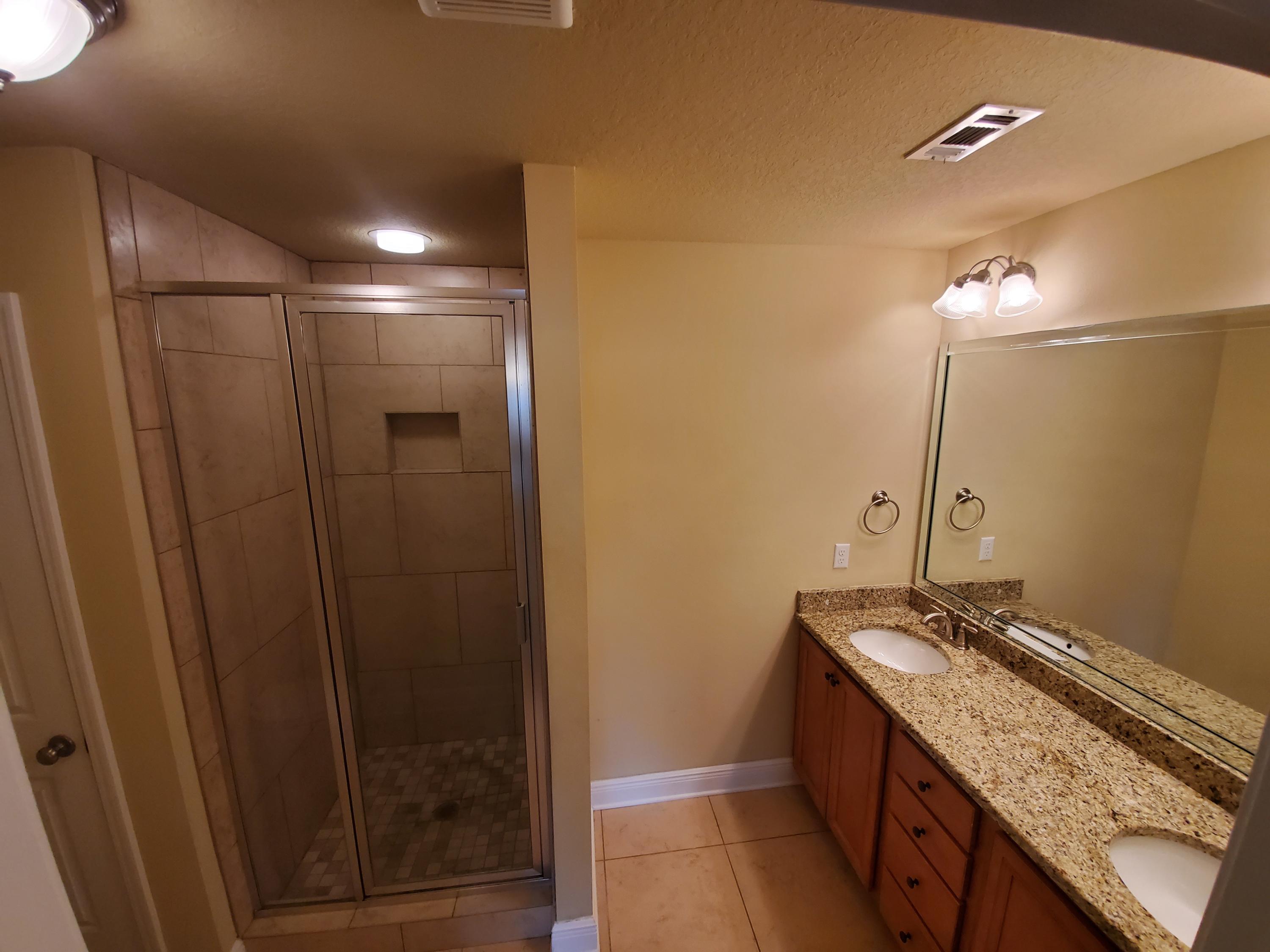 WATER OAKS T/H - Residential