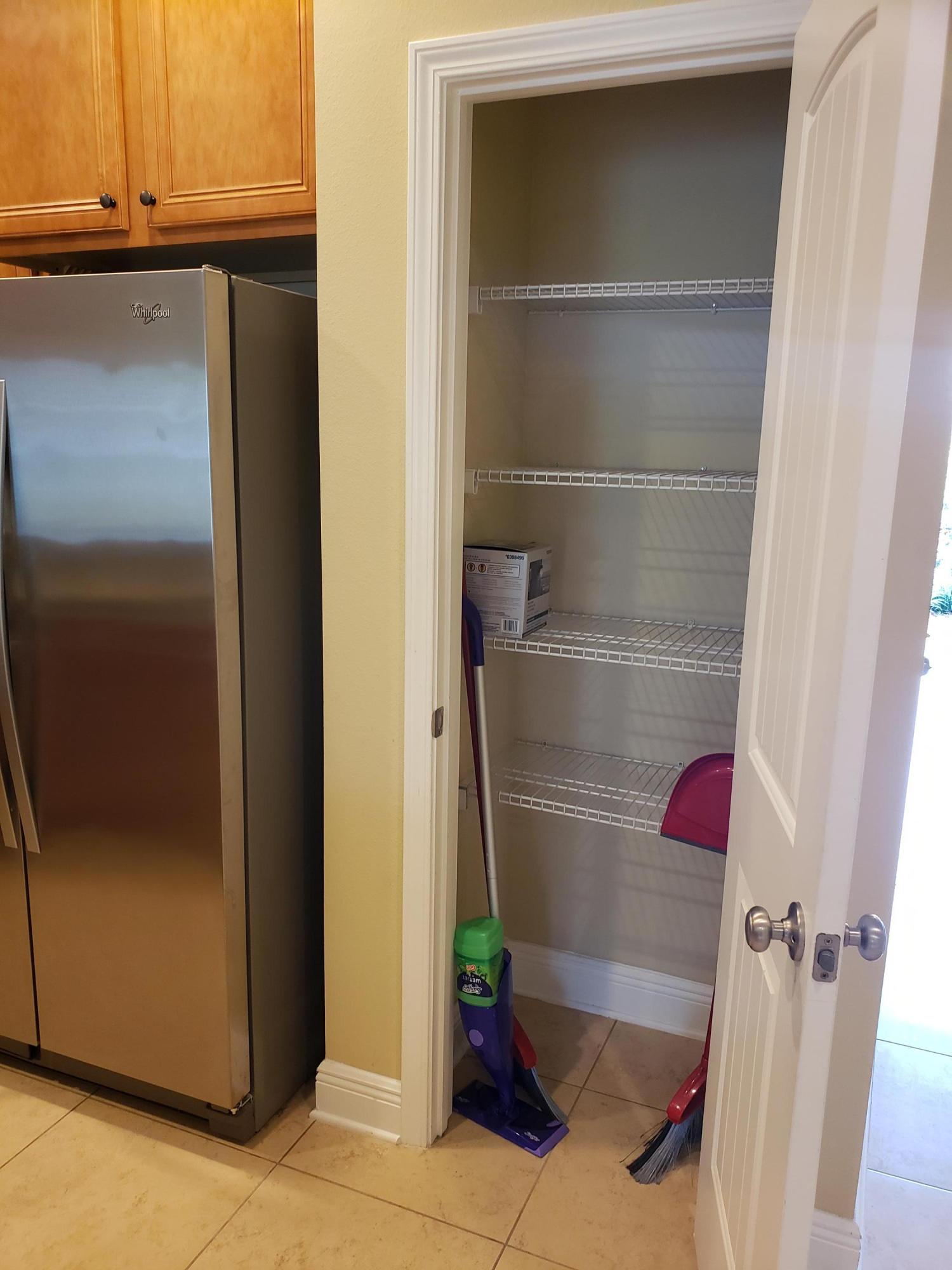 WATER OAKS T/H - Residential