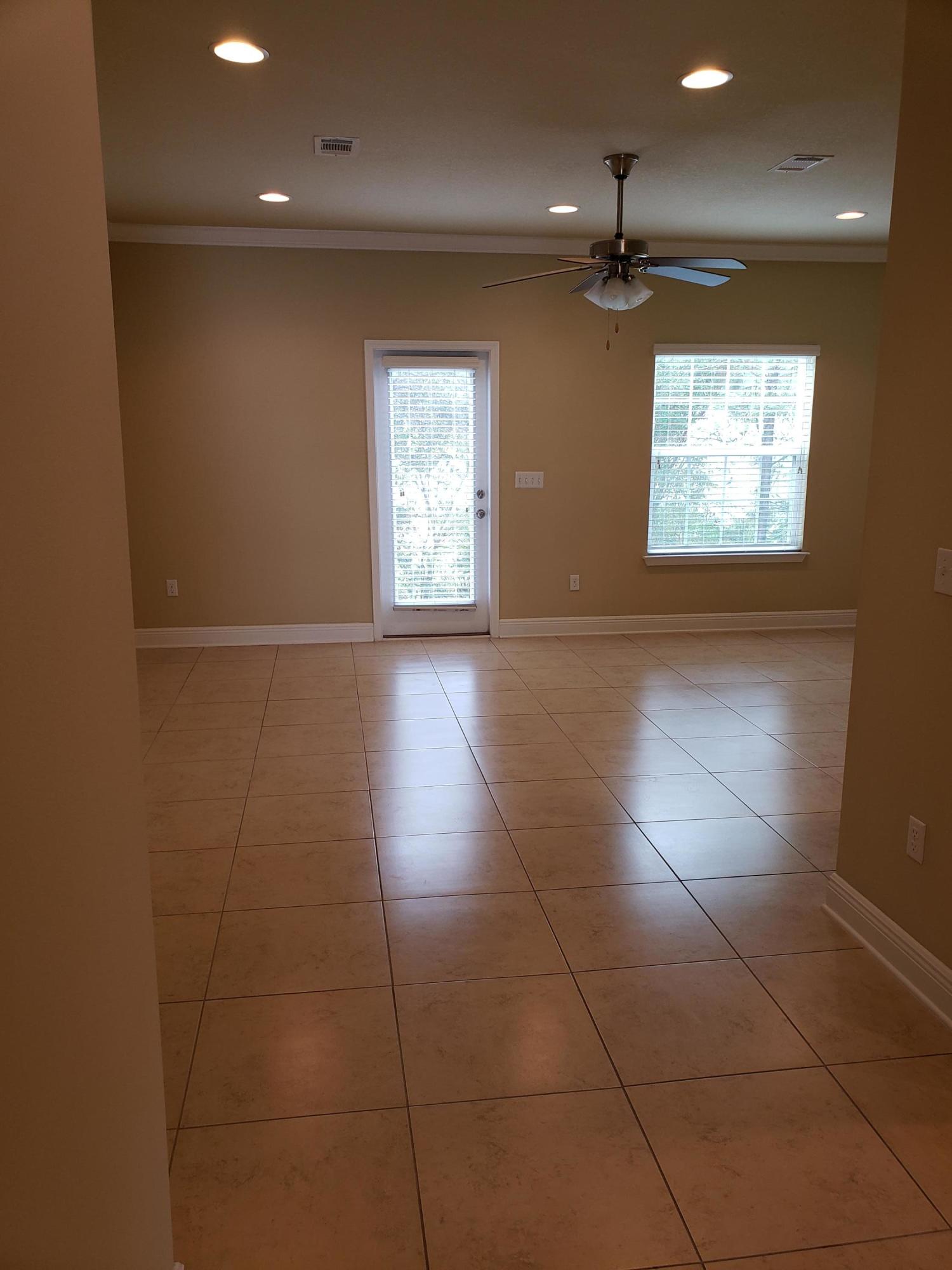 WATER OAKS T/H - Residential