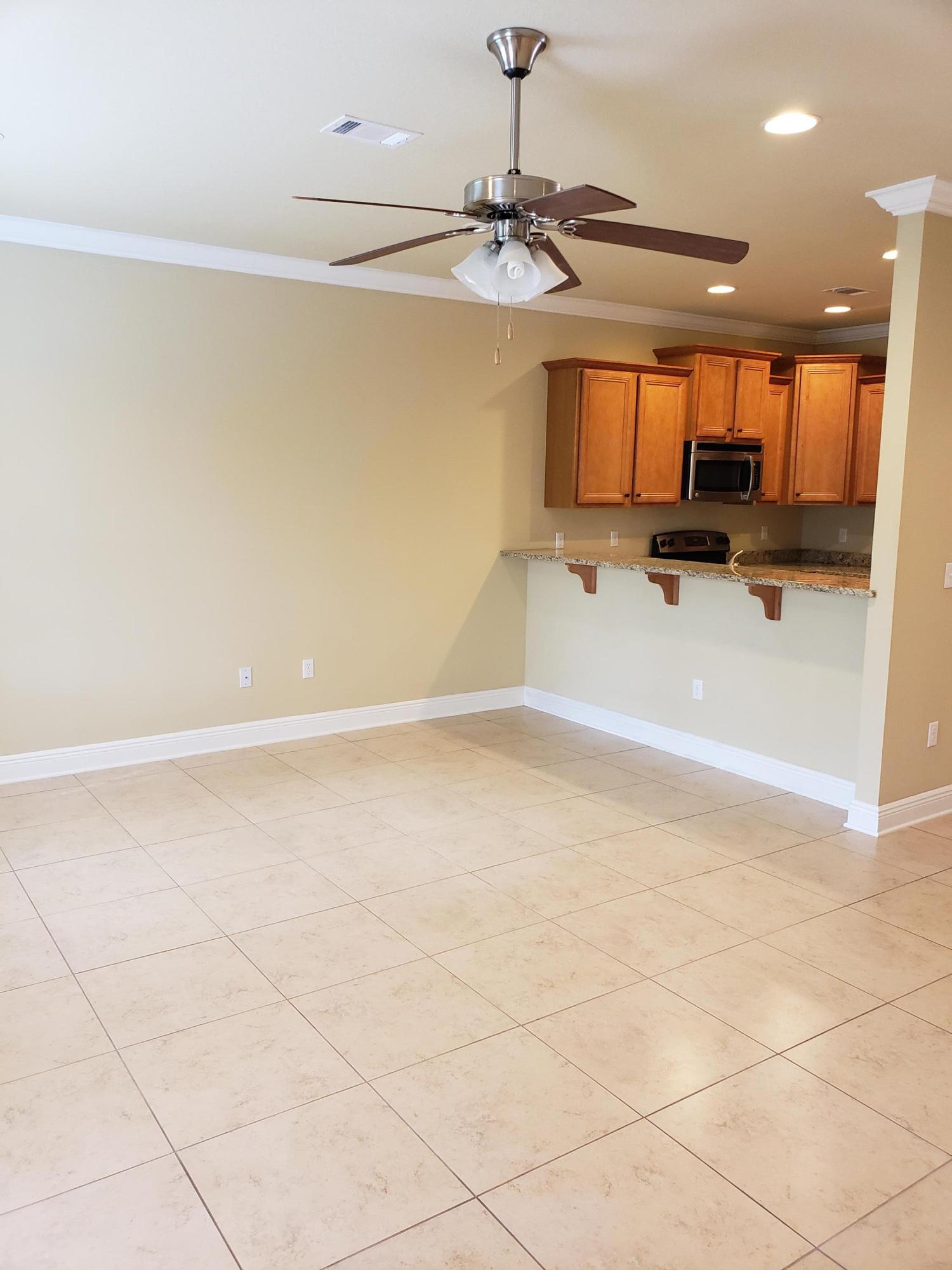 WATER OAKS T/H - Residential