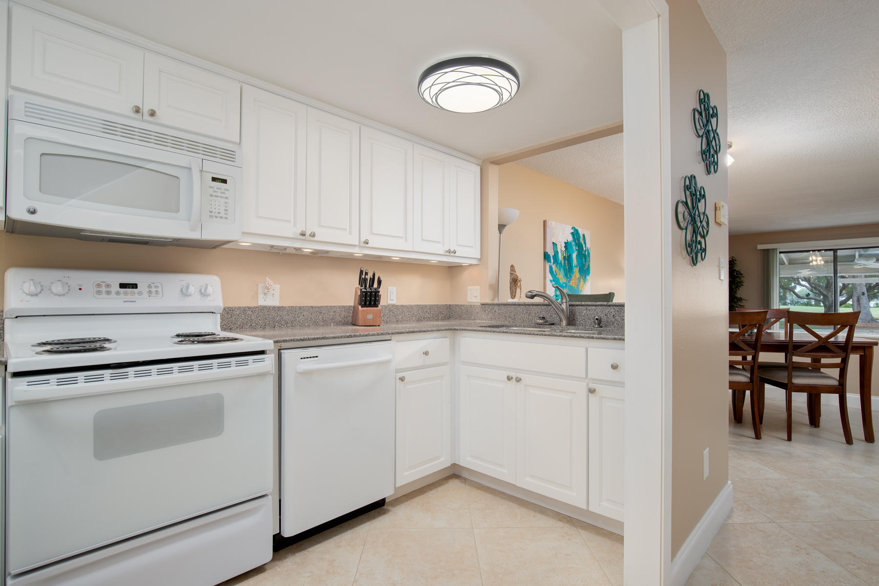 BAYOU VILLAGE CONDO PH 1 - Residential