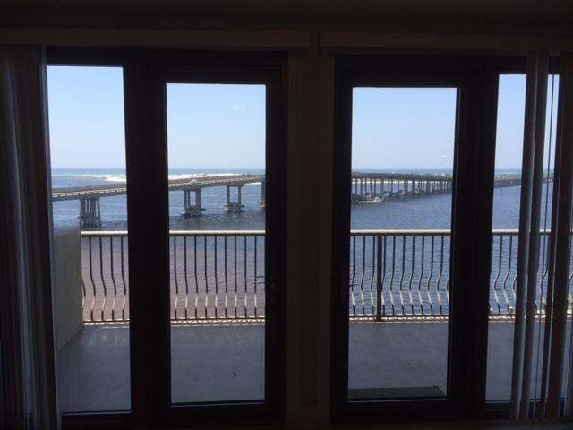 SIDES MORENO POINT WEST - Residential