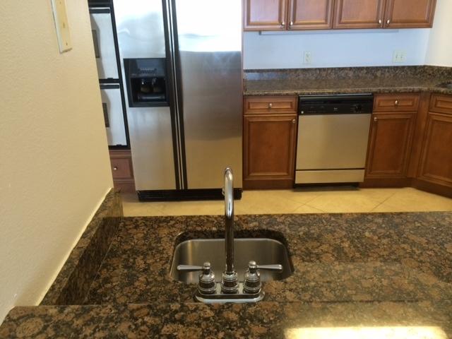 SIDES MORENO POINT WEST - Residential