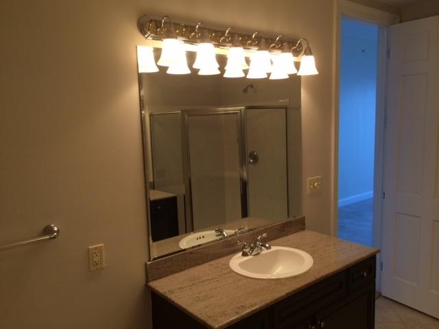 SIDES MORENO POINT WEST - Residential