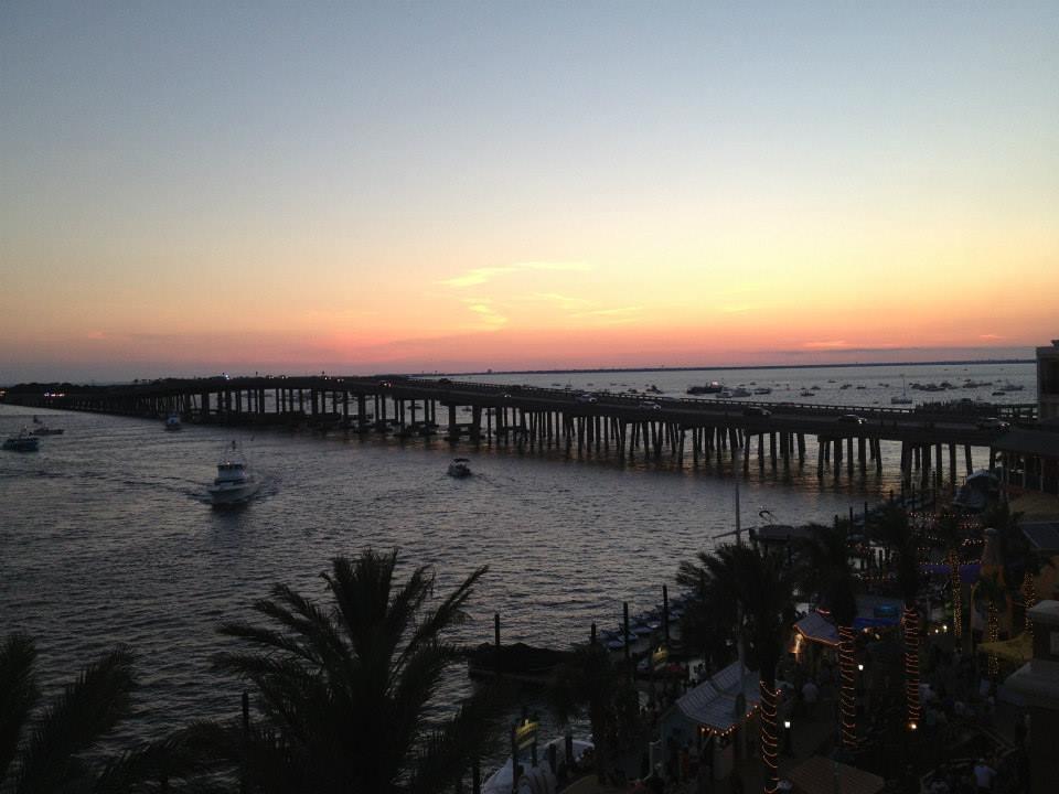 SIDES MORENO POINT WEST - Residential