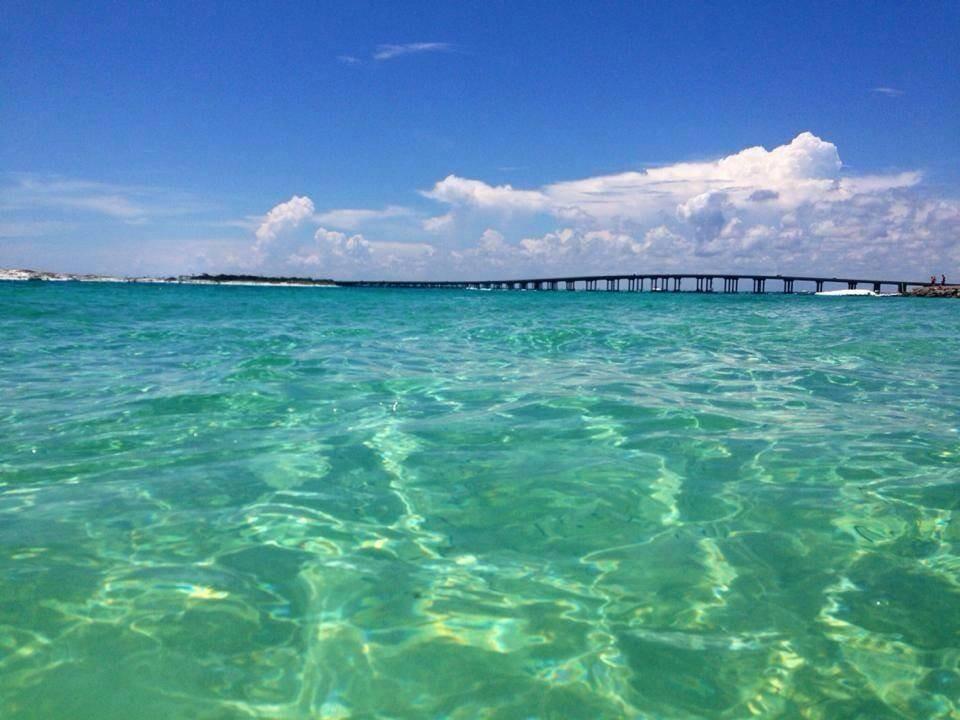 SIDES MORENO POINT WEST - Residential