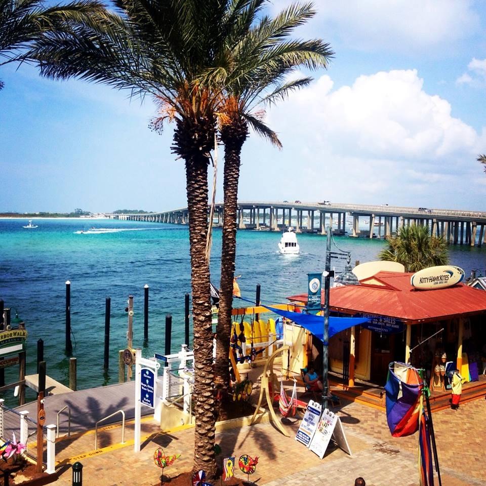 SIDES MORENO POINT WEST - Residential