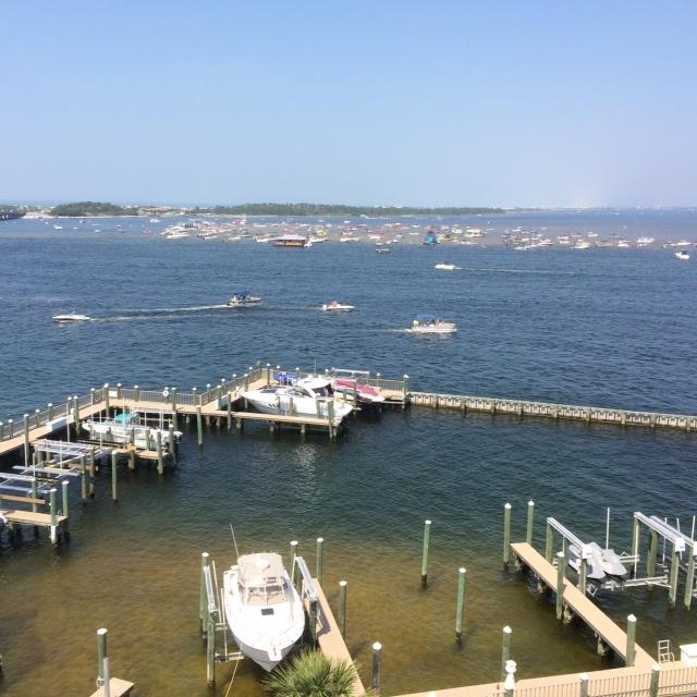 SIDES MORENO POINT WEST - Residential