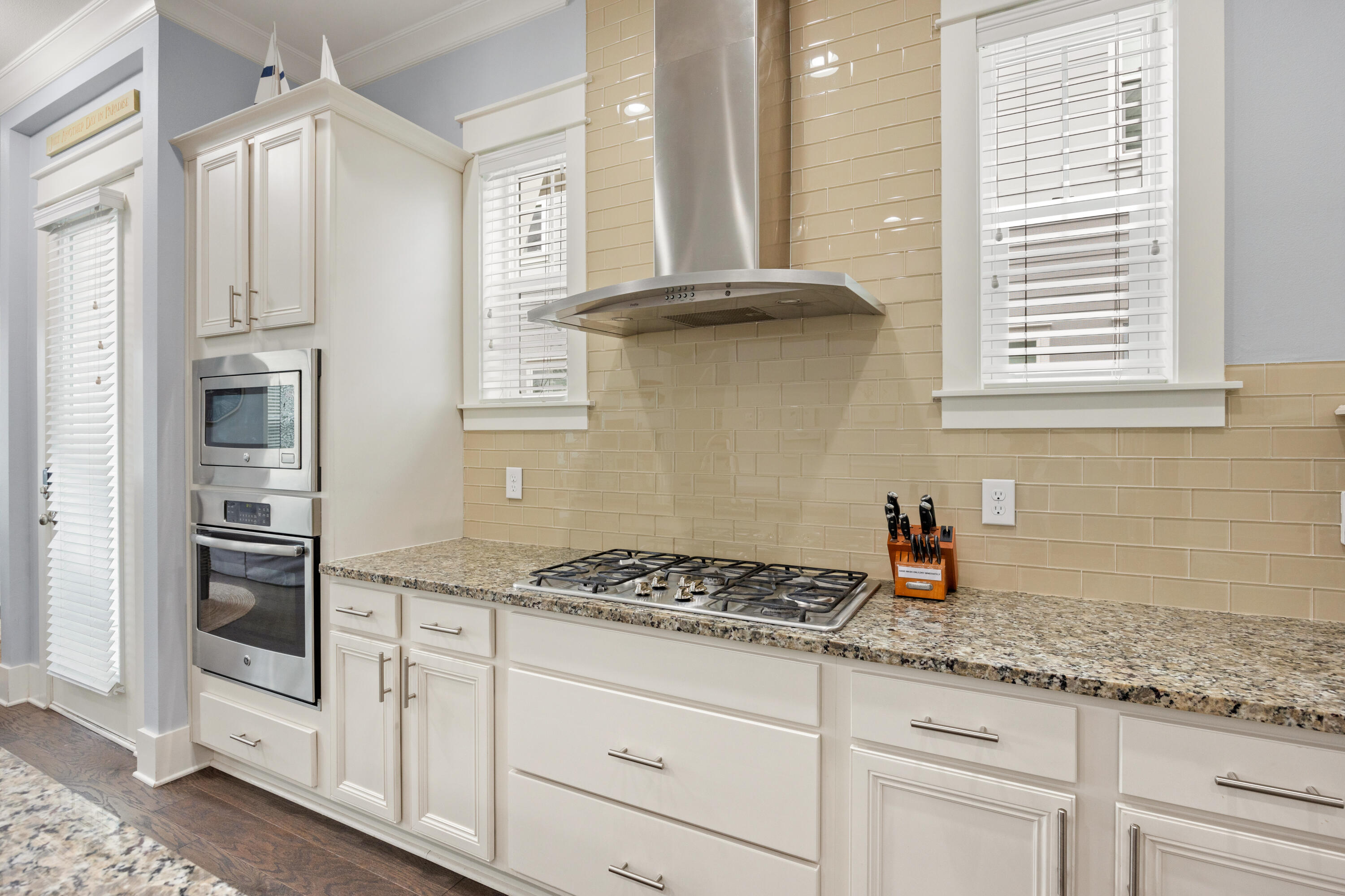 PROMINENCE - Residential