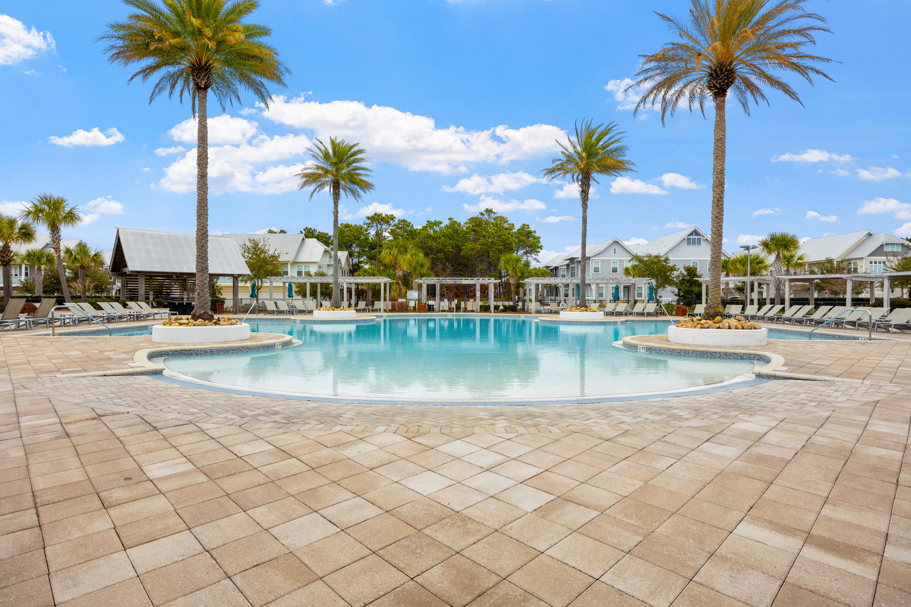 PROMINENCE - Residential