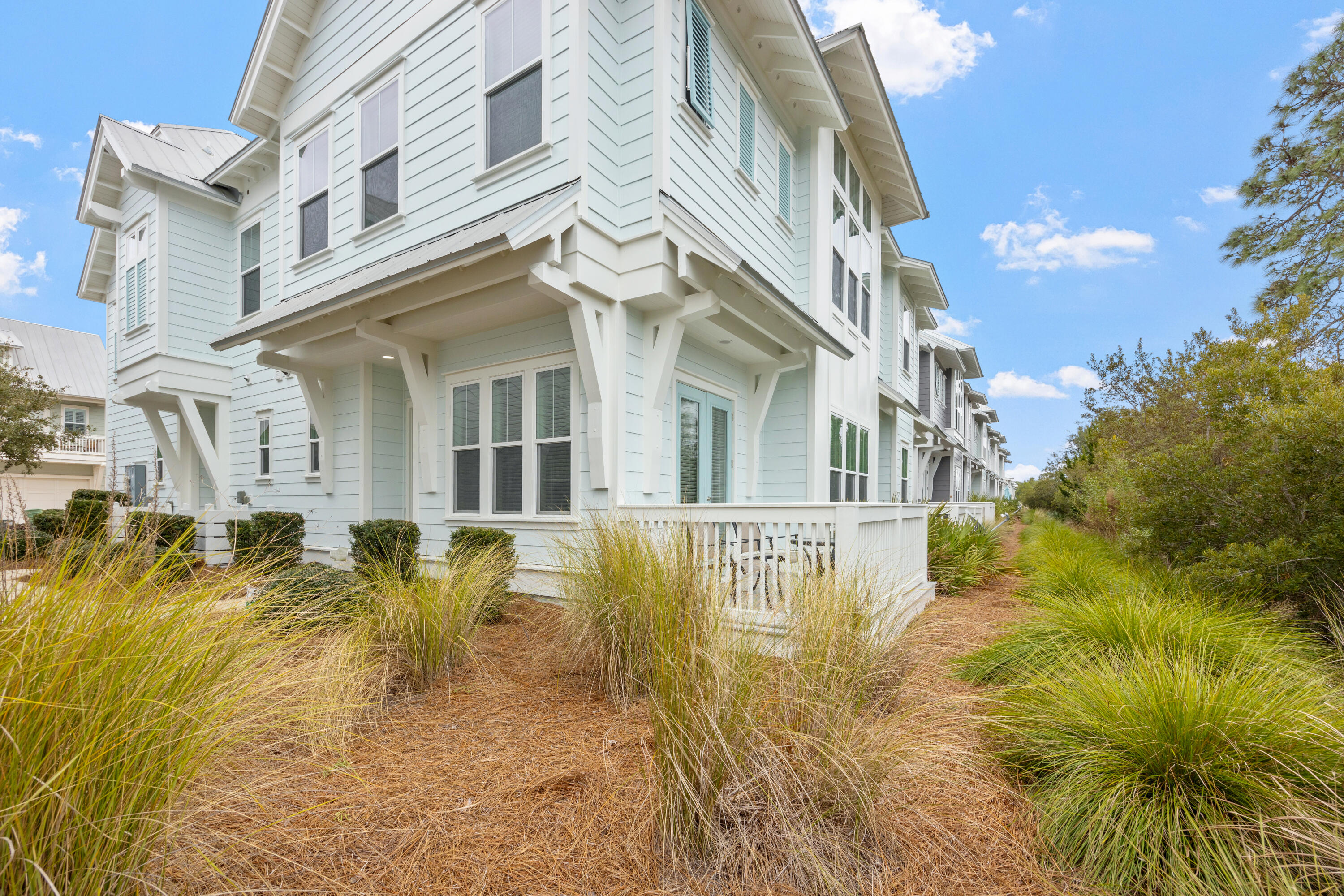 PROMINENCE - Residential