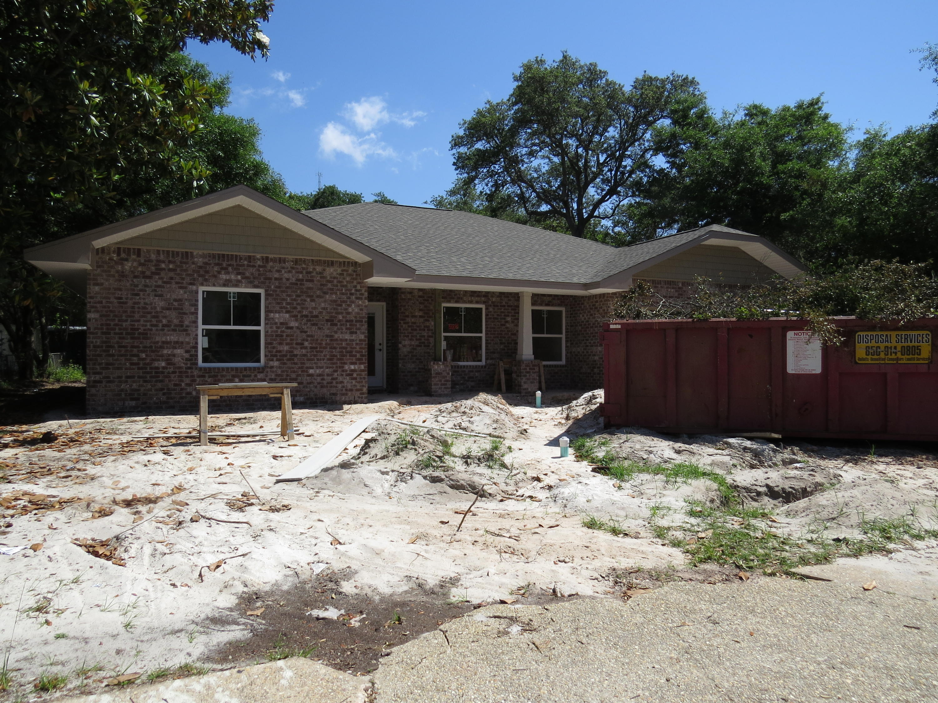 Awesome floor plan by multiple award winning builder, and past Parade of Homes winner! This 4/2 custom brick home has super curb appeal. There will be 10 Ft. Ceilings w/ impressive crown molding, hand scrapped hardwood flooring, and 5 1/4'' baseboard throughout the main living areas. As you approach the front of the home, you will be quite impressed. The covered porch is very welcoming, and the gorgeous leaded glass door makes for a grand entrance. The formal dining room is at the right of the home's front and has an attractive arched entryway. As you continue down the hallway, you will then enter the chef's delight kitchen which will boast custom maple cabinetry, granite countertops, 2 large pantry's, and stainless appliances