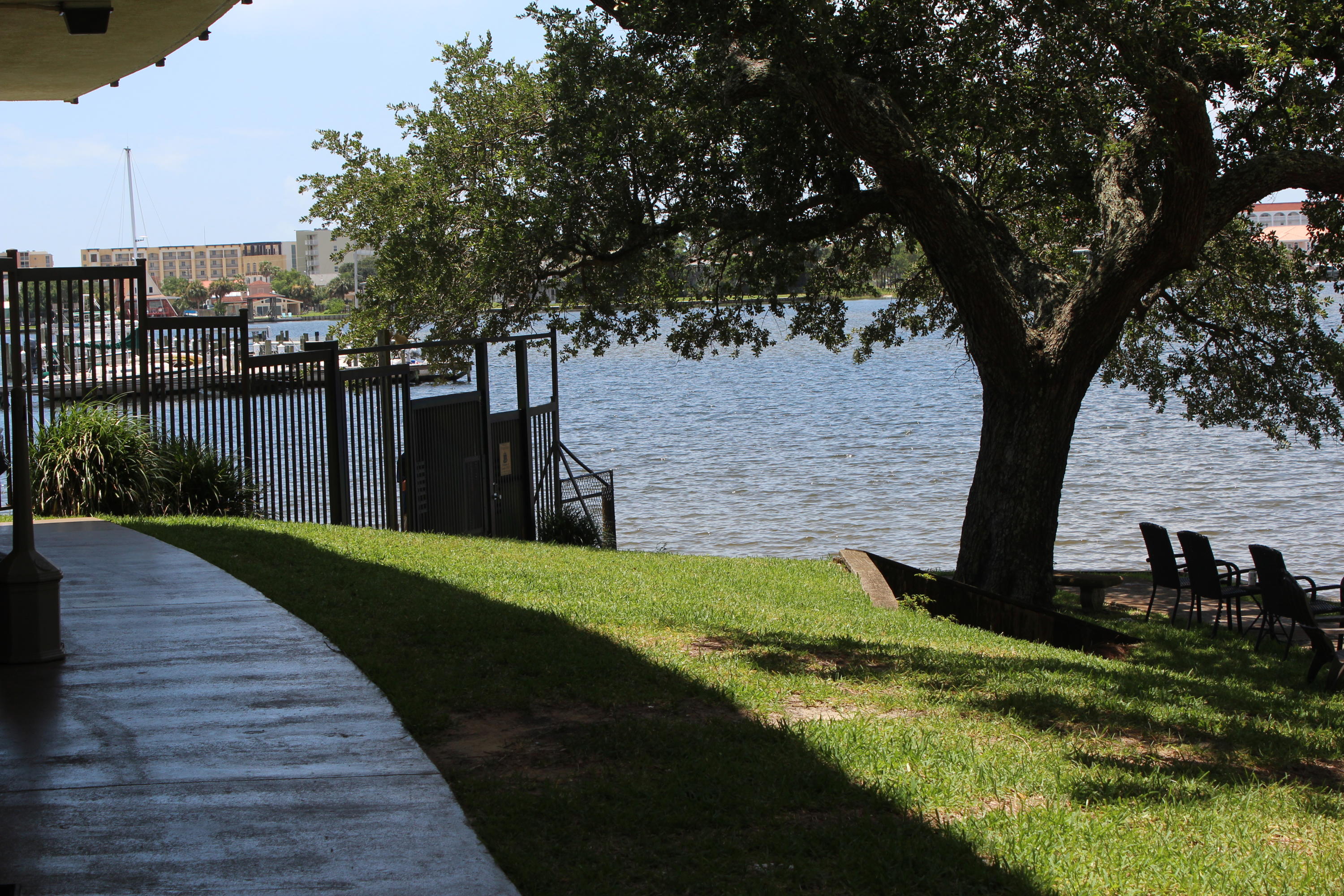 PIRATES BAY PH 1 - Residential