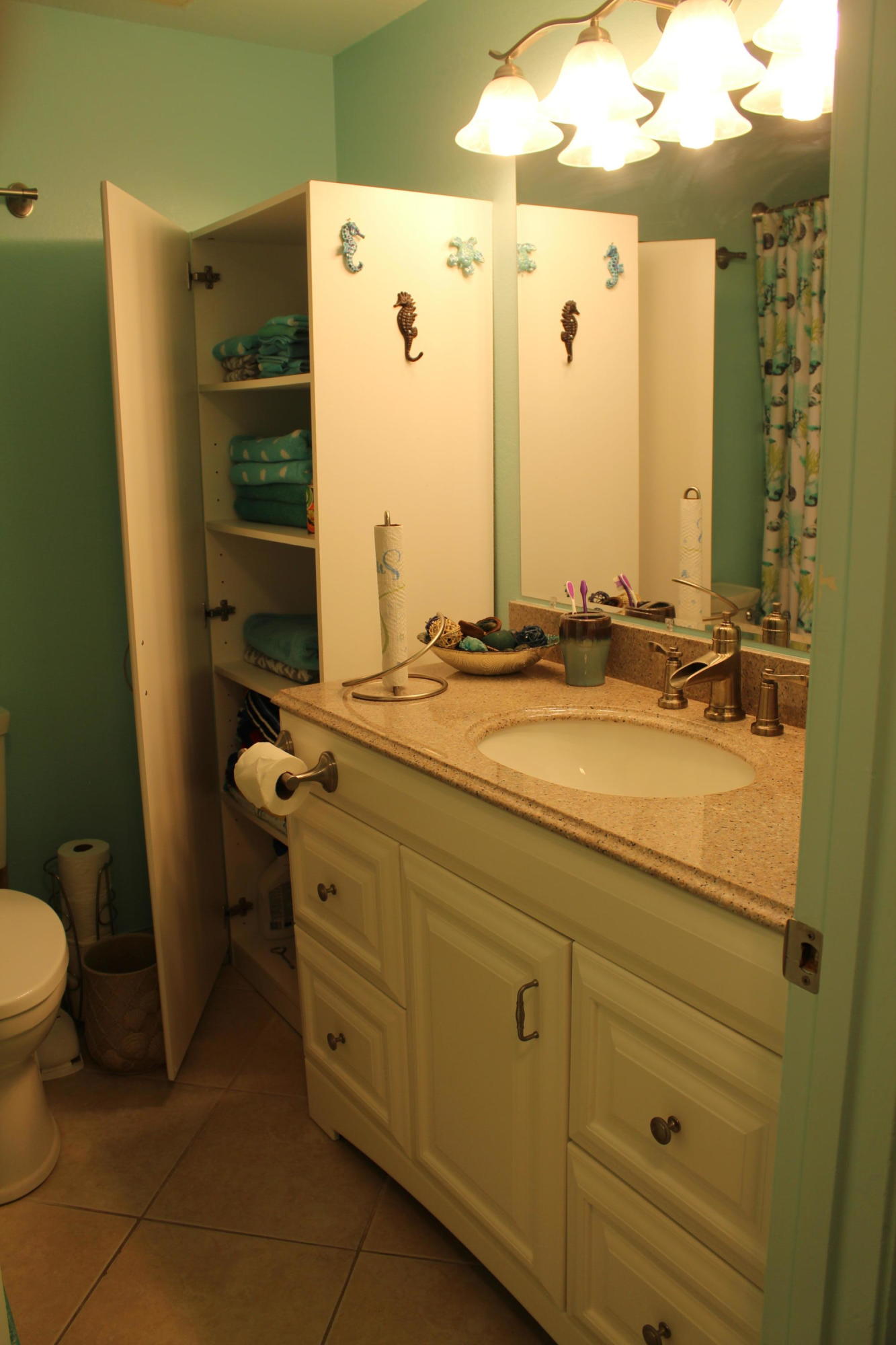 PIRATES BAY PH 1 - Residential