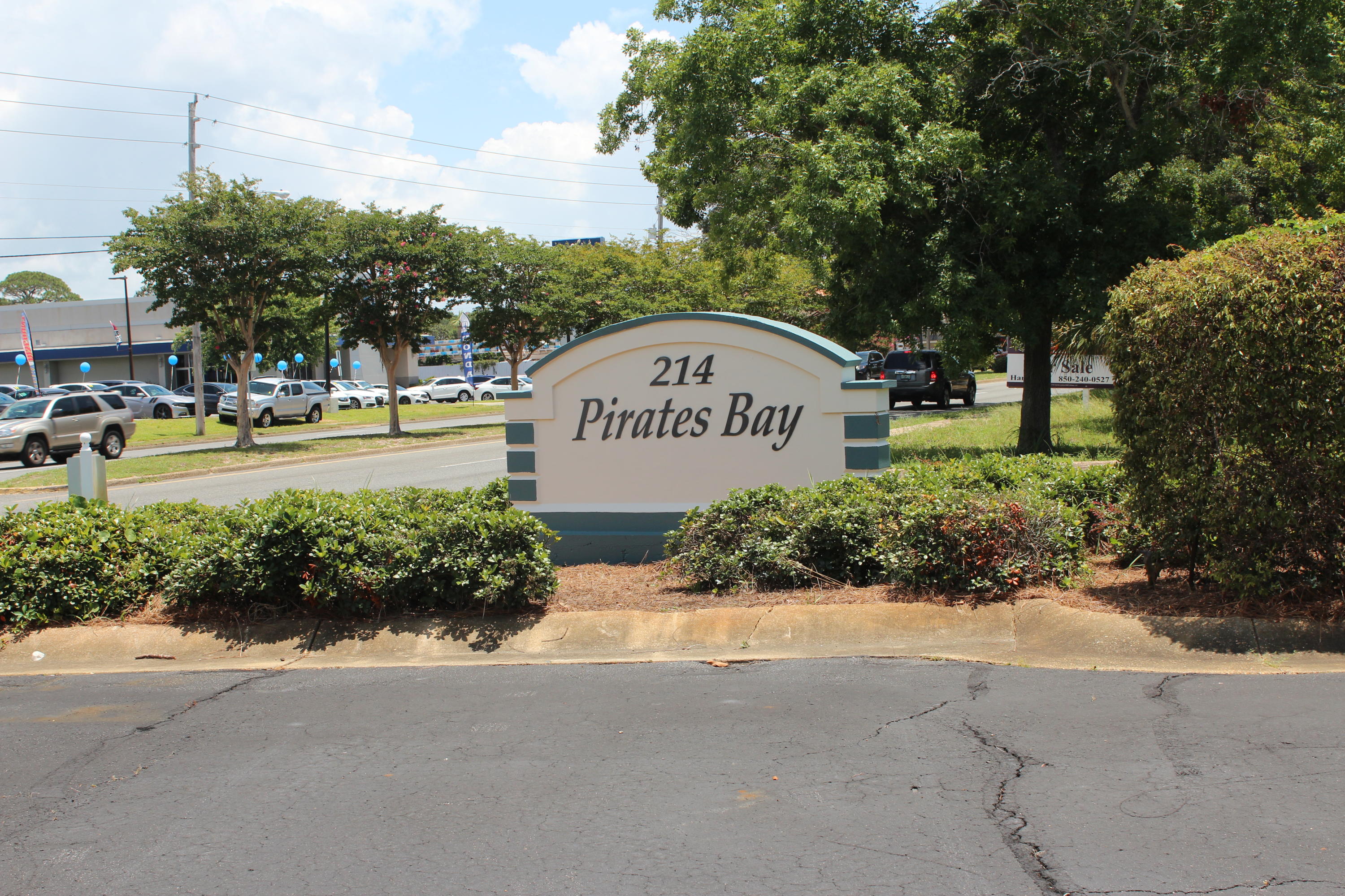 PIRATES BAY PH 1 - Residential