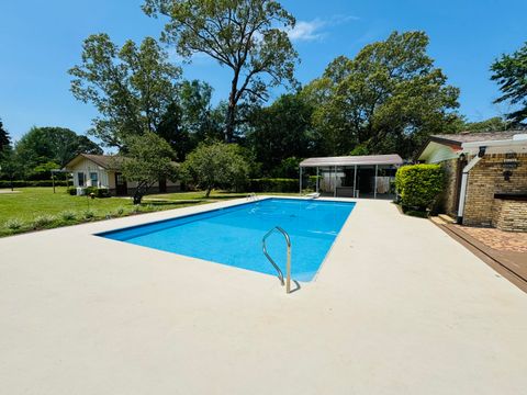 A home in Crestview