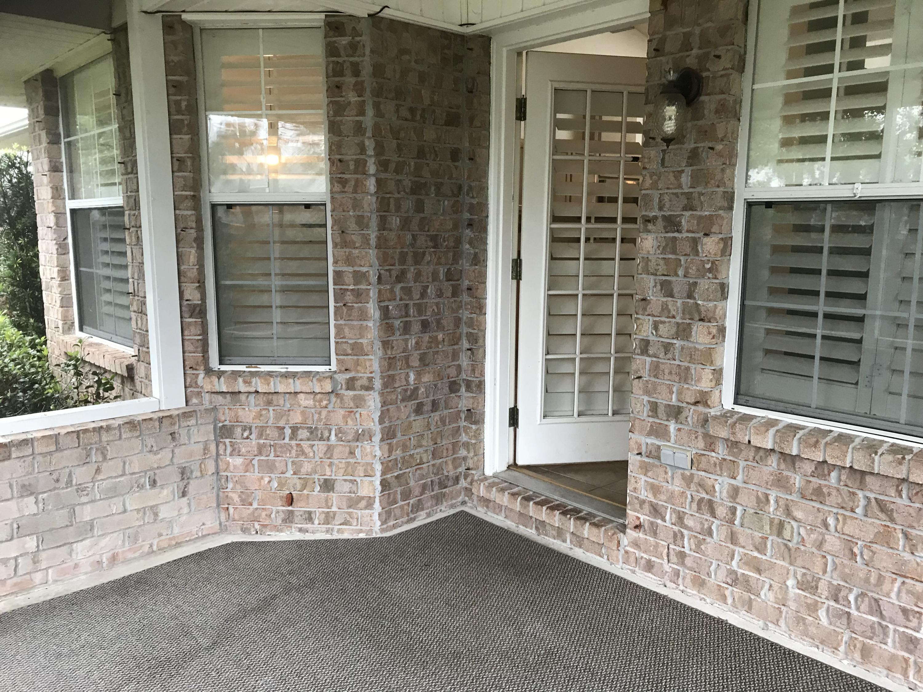 CREETWOODS - Residential Lease