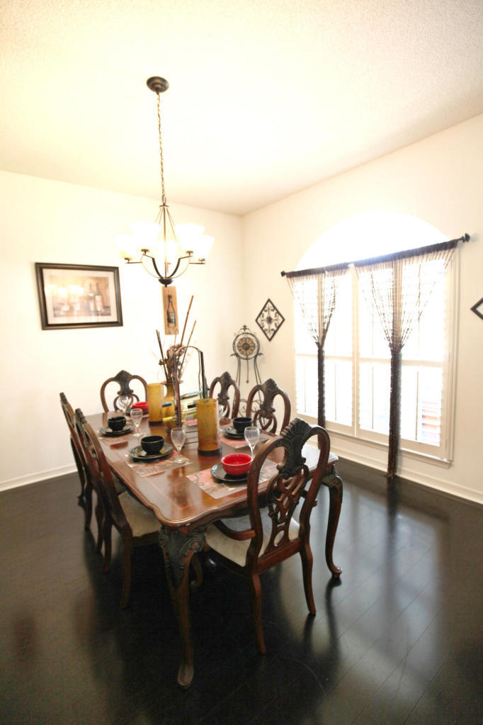 CREETWOODS - Residential Lease