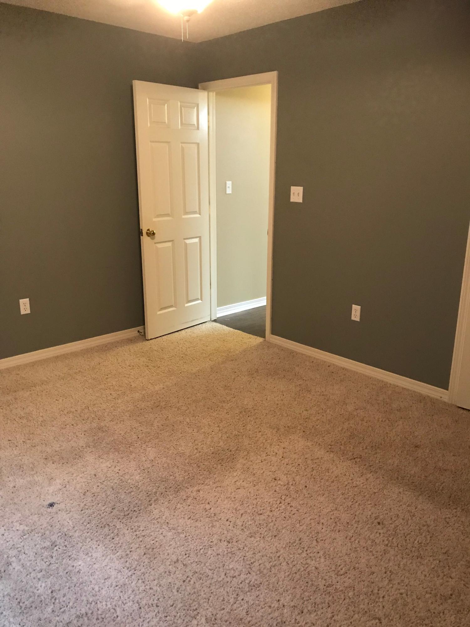 CREETWOODS - Residential Lease