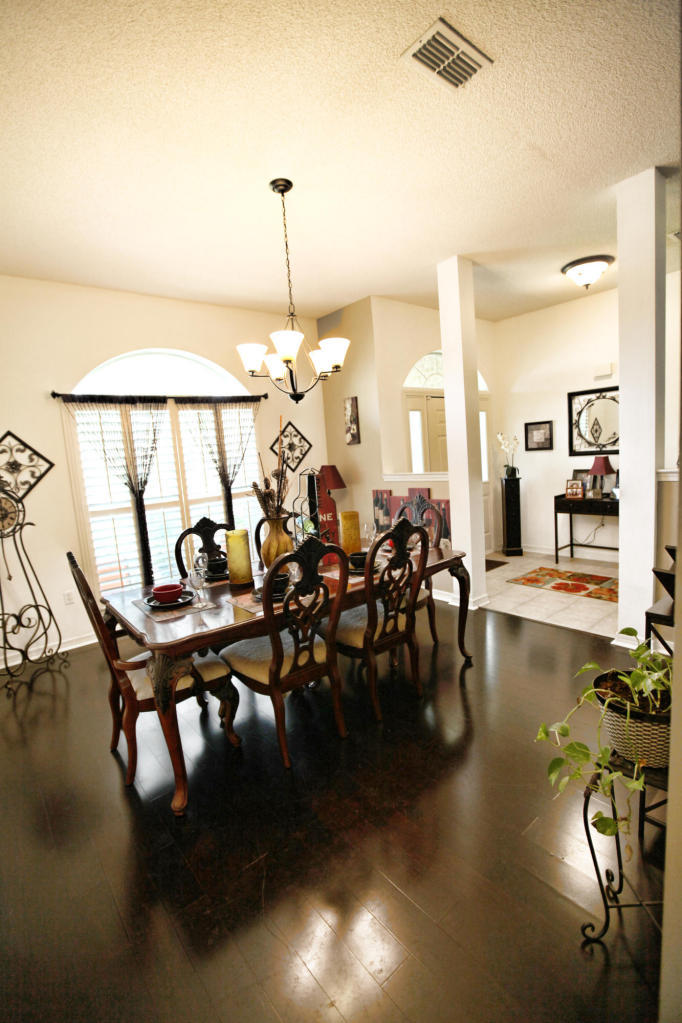 CREETWOODS - Residential Lease